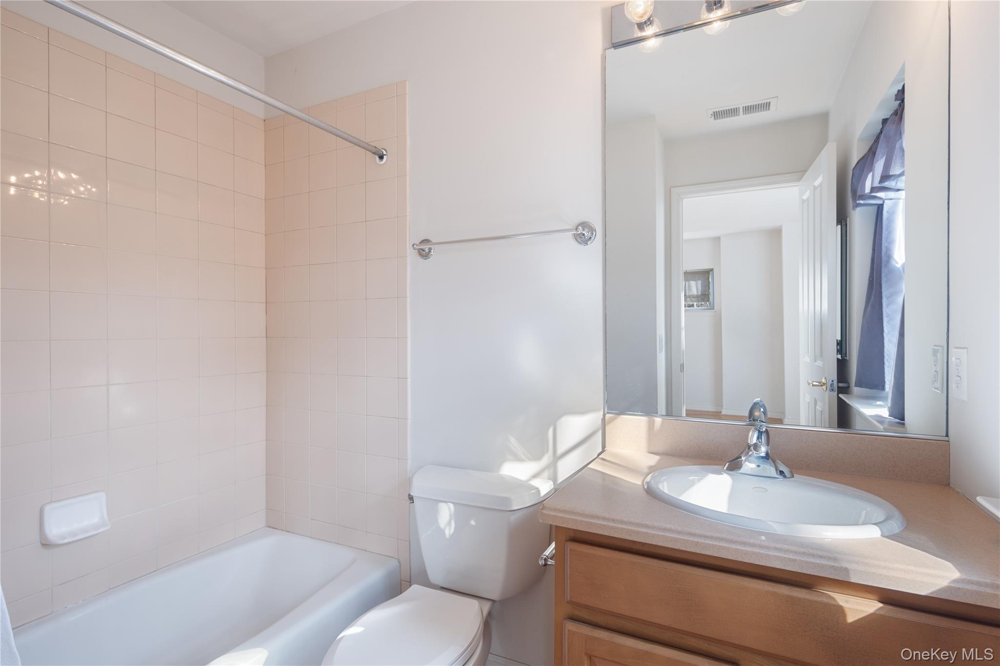 Condo Northview  Westchester County, NY 10566, MLS-968922-18