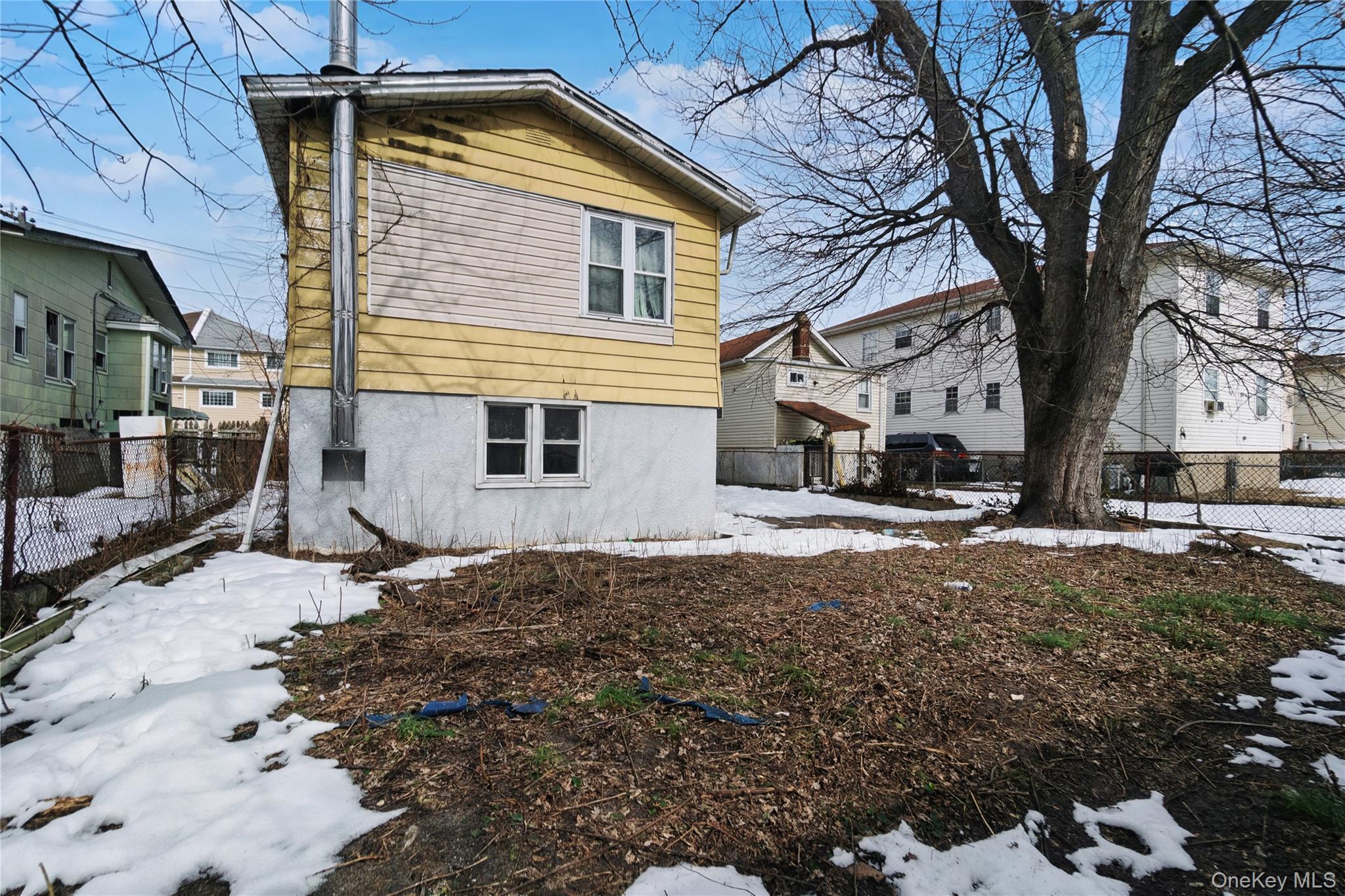 Single Family Bayfield  Queens, NY 11692, MLS-968932-10