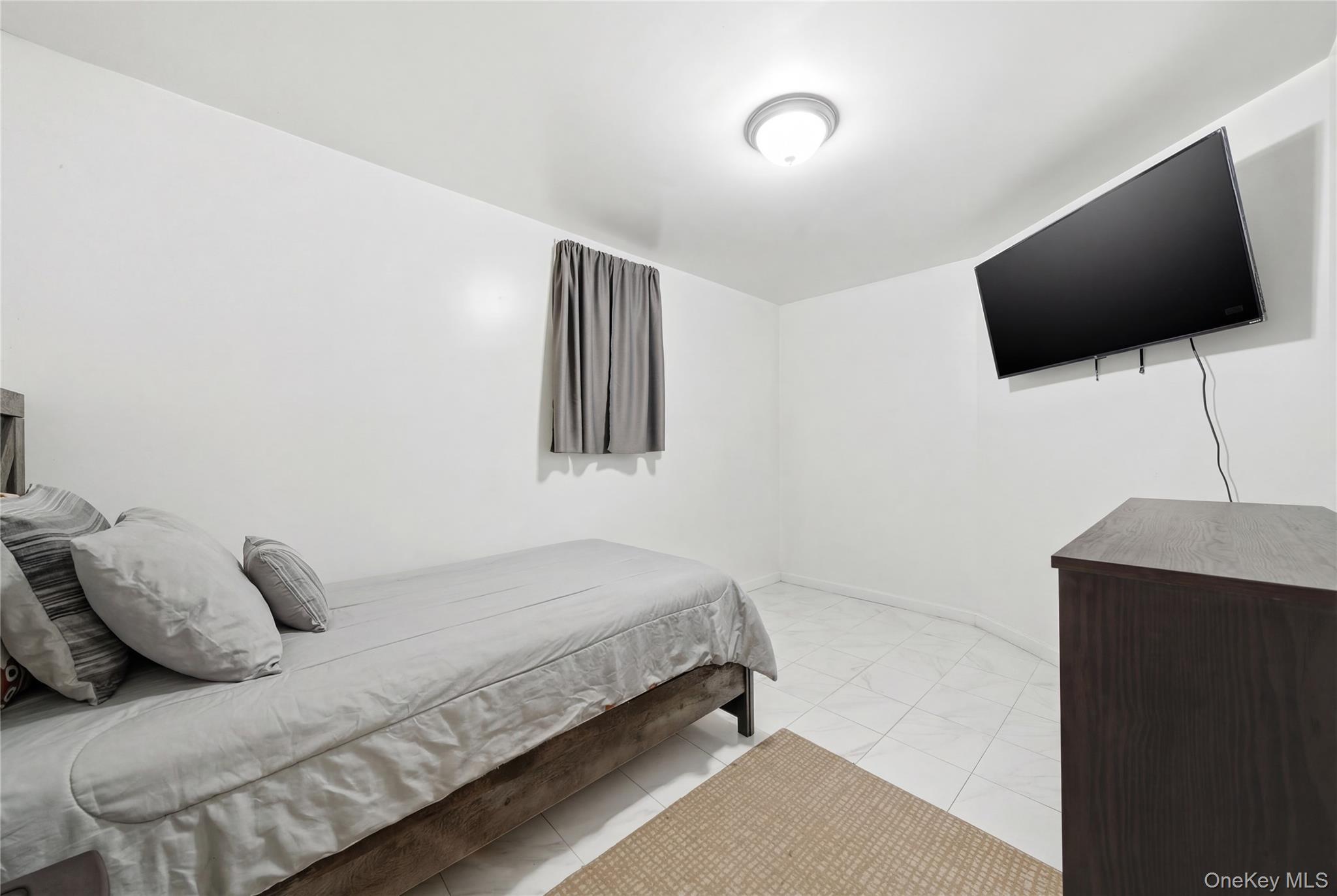 Single Family 229th  Queens, NY 11413, MLS-968933-18