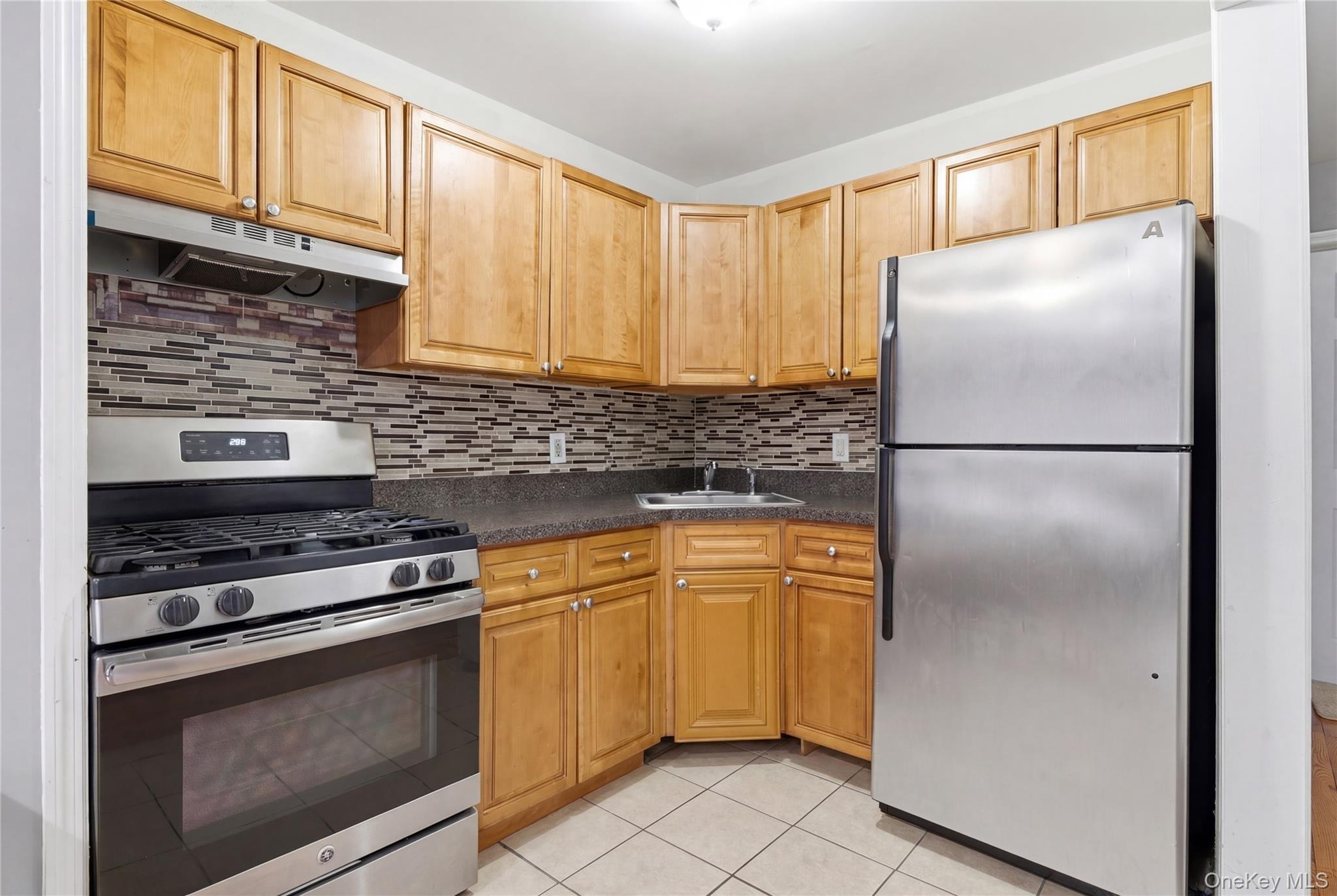 Single Family 229th  Queens, NY 11413, MLS-968933-7