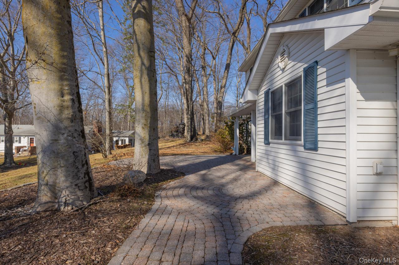 Single Family Dutch  Rockland County, NY 10994, MLS-968934-11
