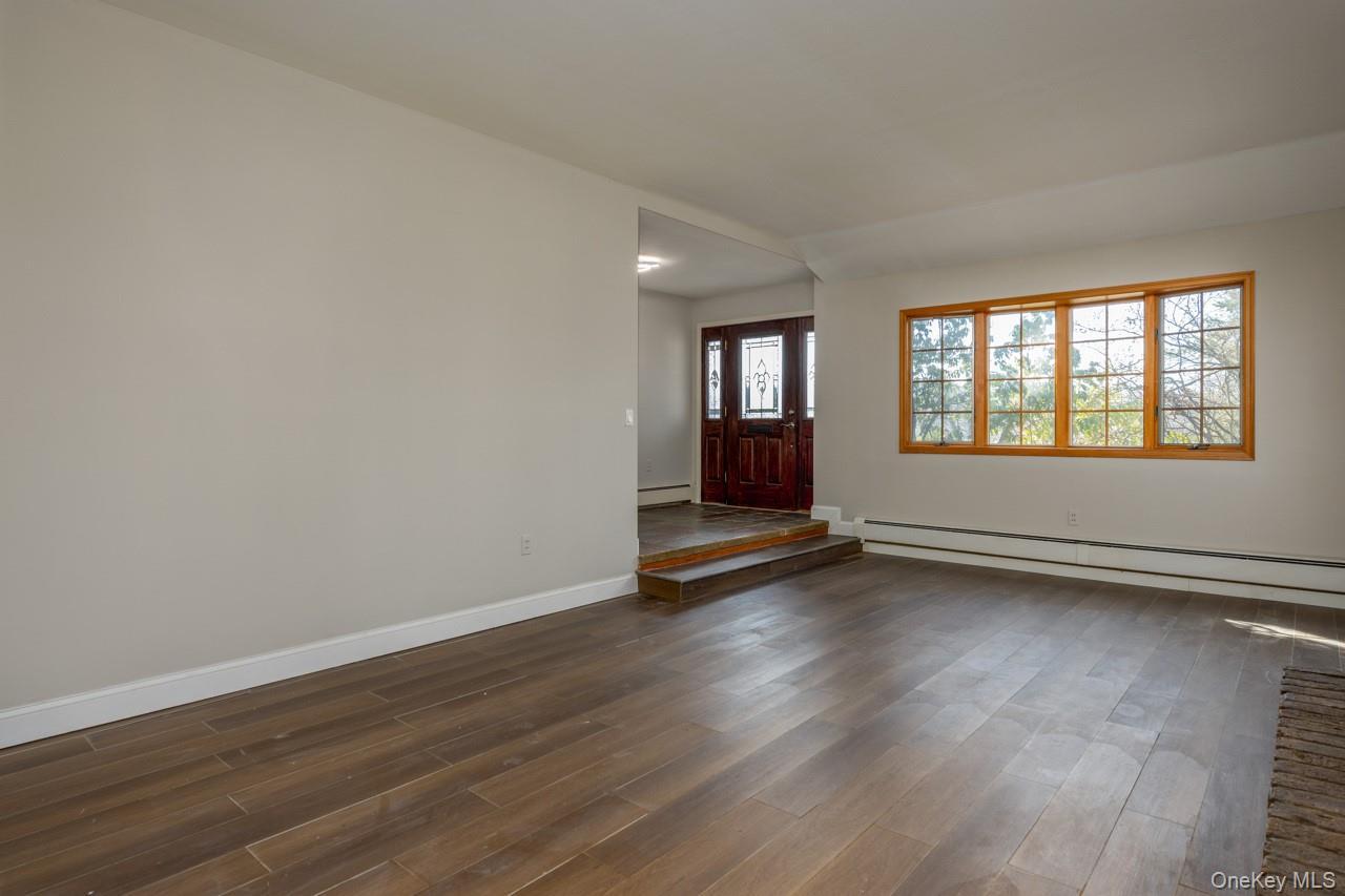 Single Family Dutch  Rockland County, NY 10994, MLS-968934-13