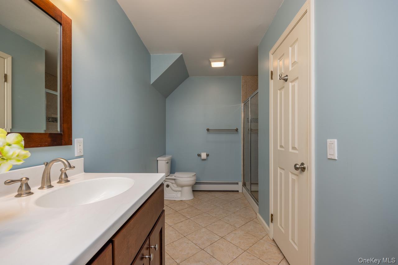 Single Family Dutch  Rockland County, NY 10994, MLS-968934-32