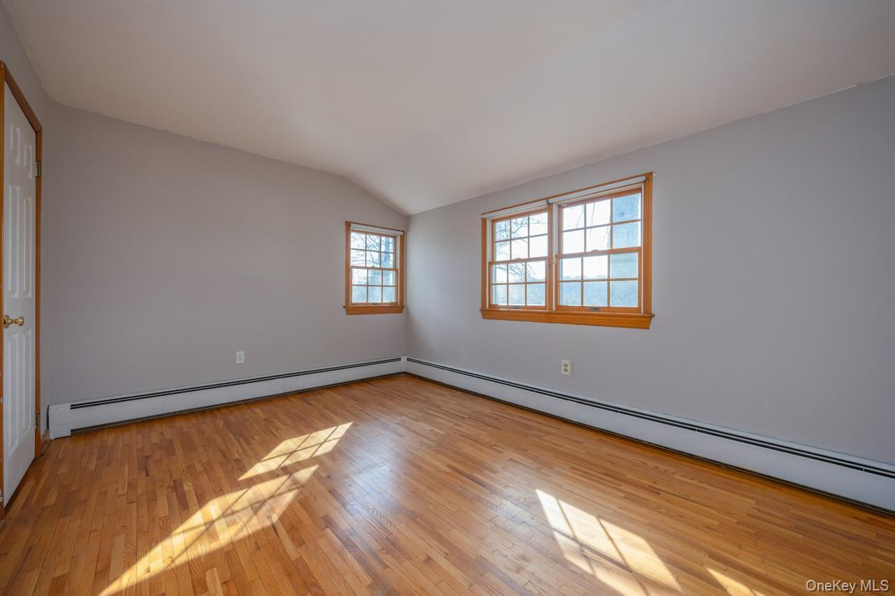 Single Family Dutch  Rockland County, NY 10994, MLS-968934-35
