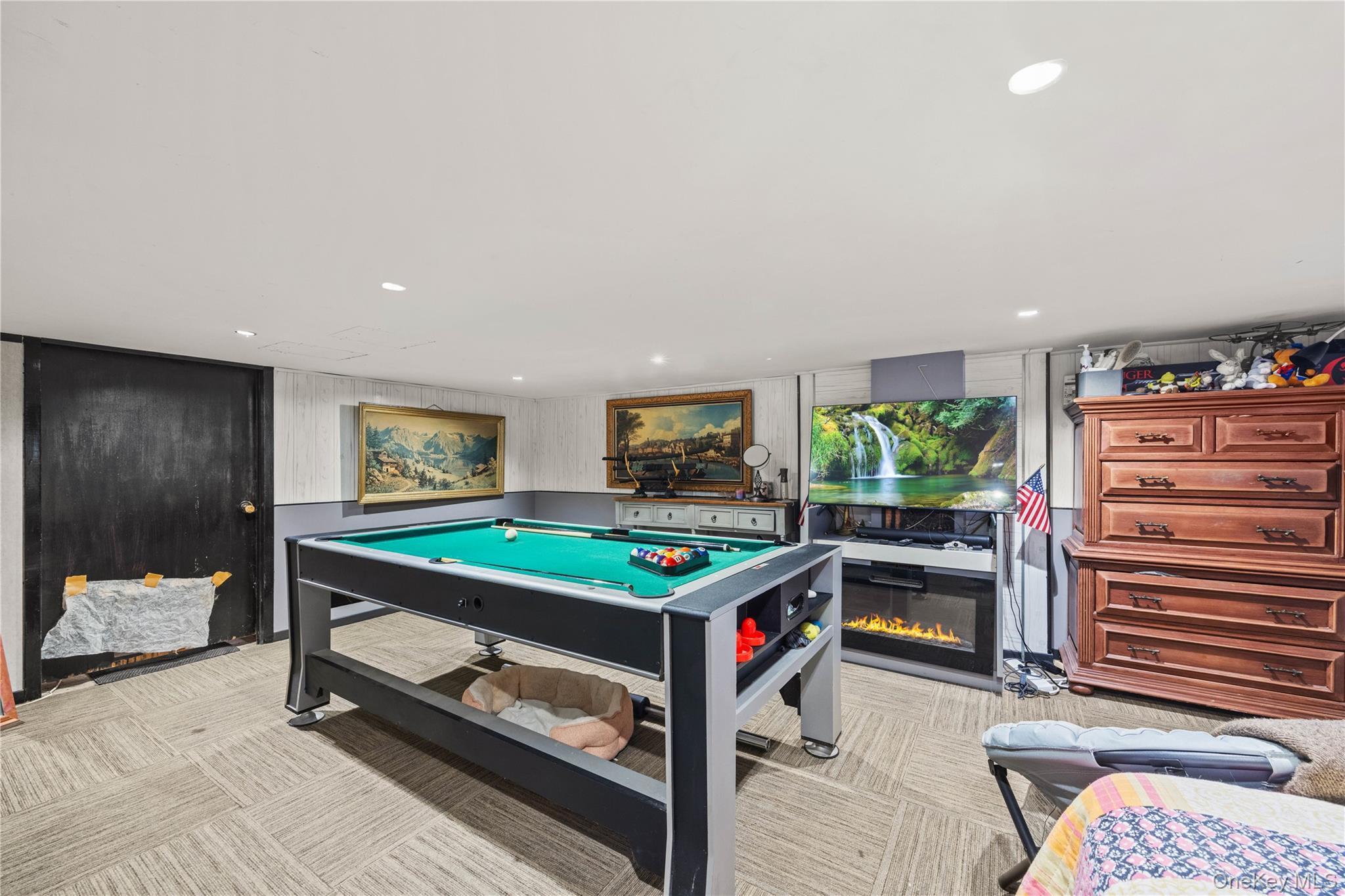 Single Family Moquette  Westchester County, NY 10703, MLS-968949-17