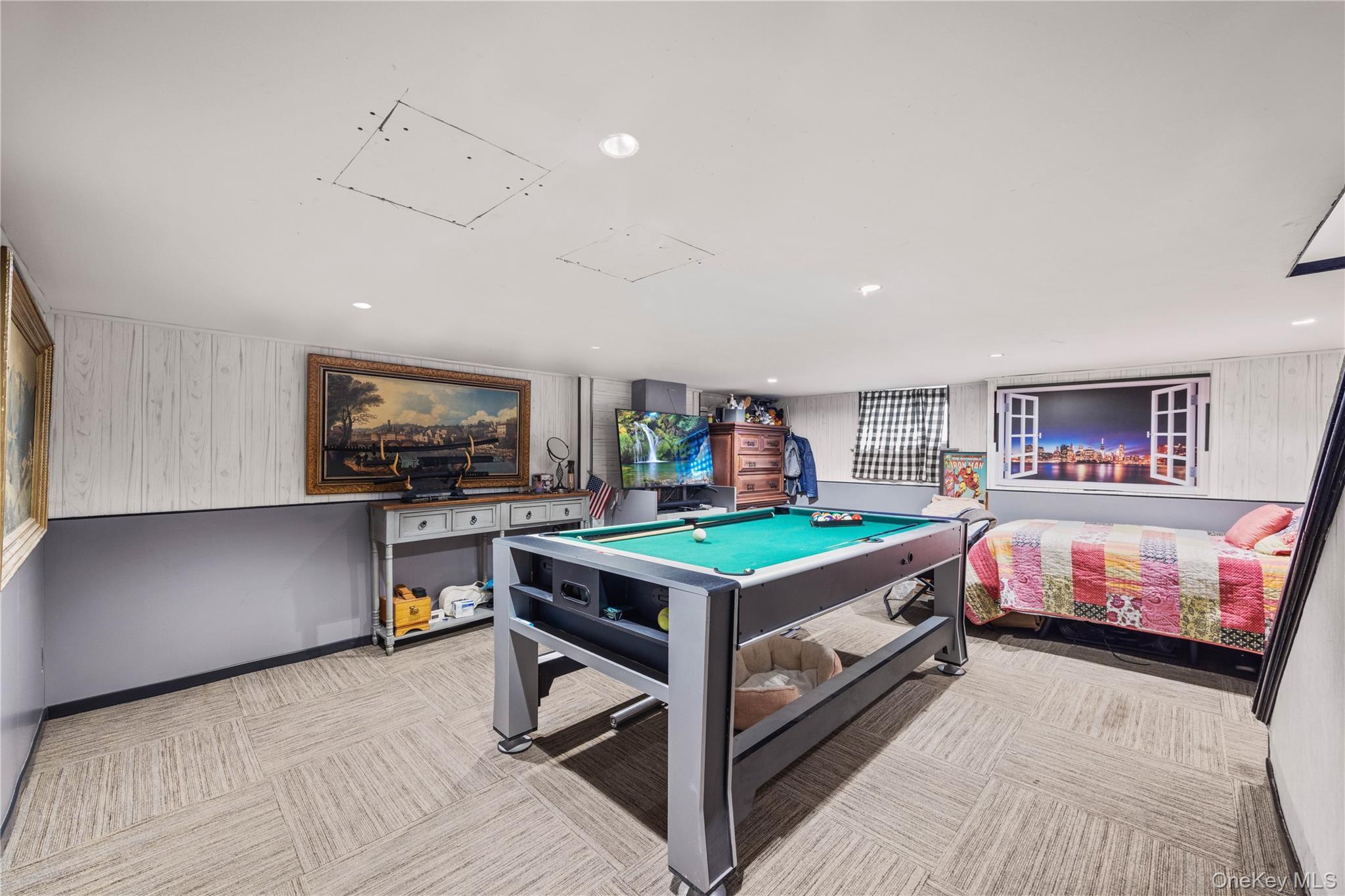 Single Family Moquette  Westchester County, NY 10703, MLS-968949-19