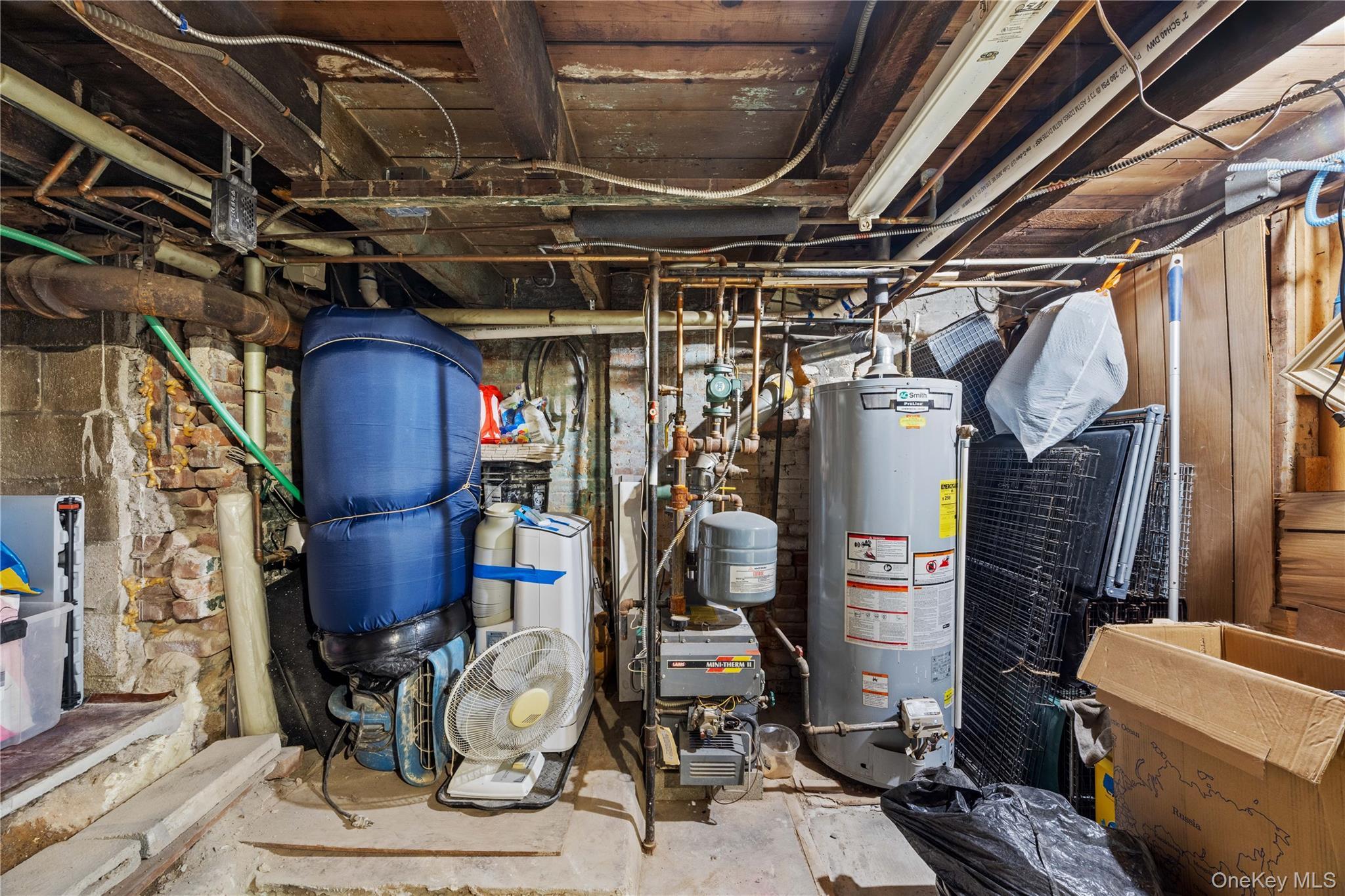 Single Family Moquette  Westchester County, NY 10703, MLS-968949-20