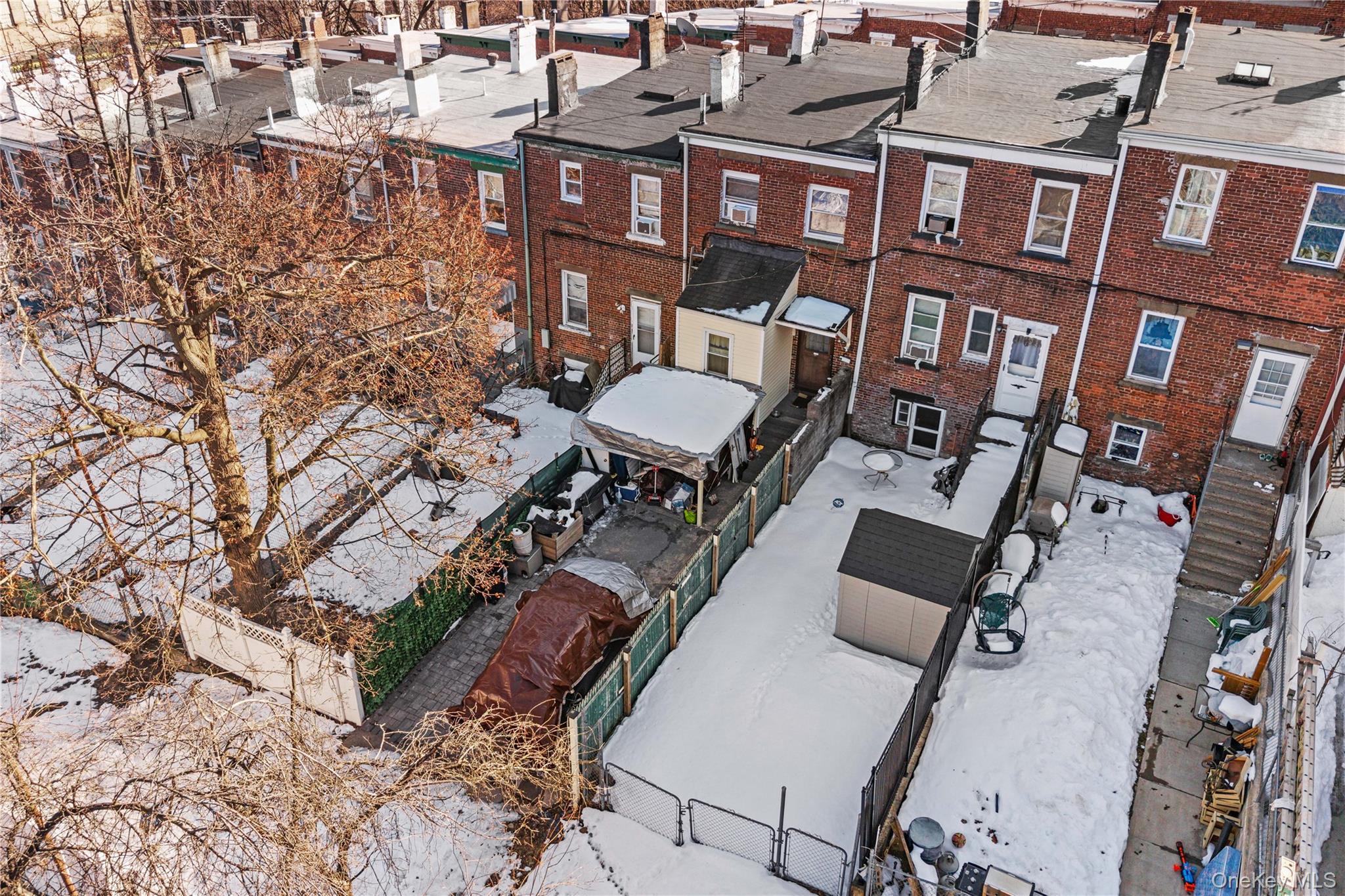 Single Family Moquette  Westchester County, NY 10703, MLS-968949-21