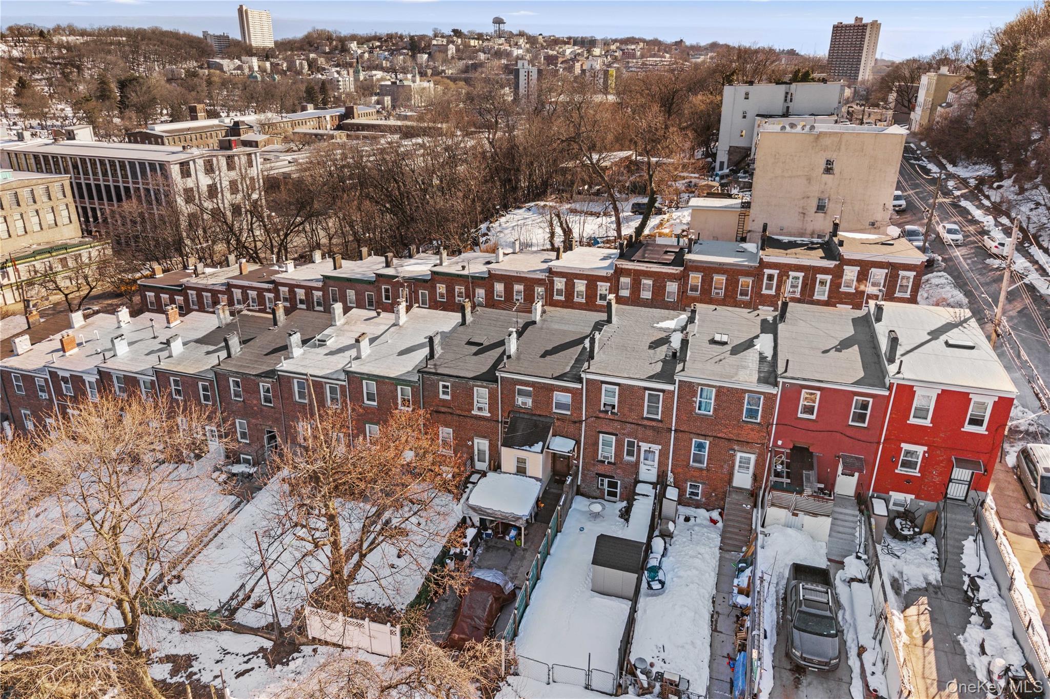 Single Family Moquette  Westchester County, NY 10703, MLS-968949-22