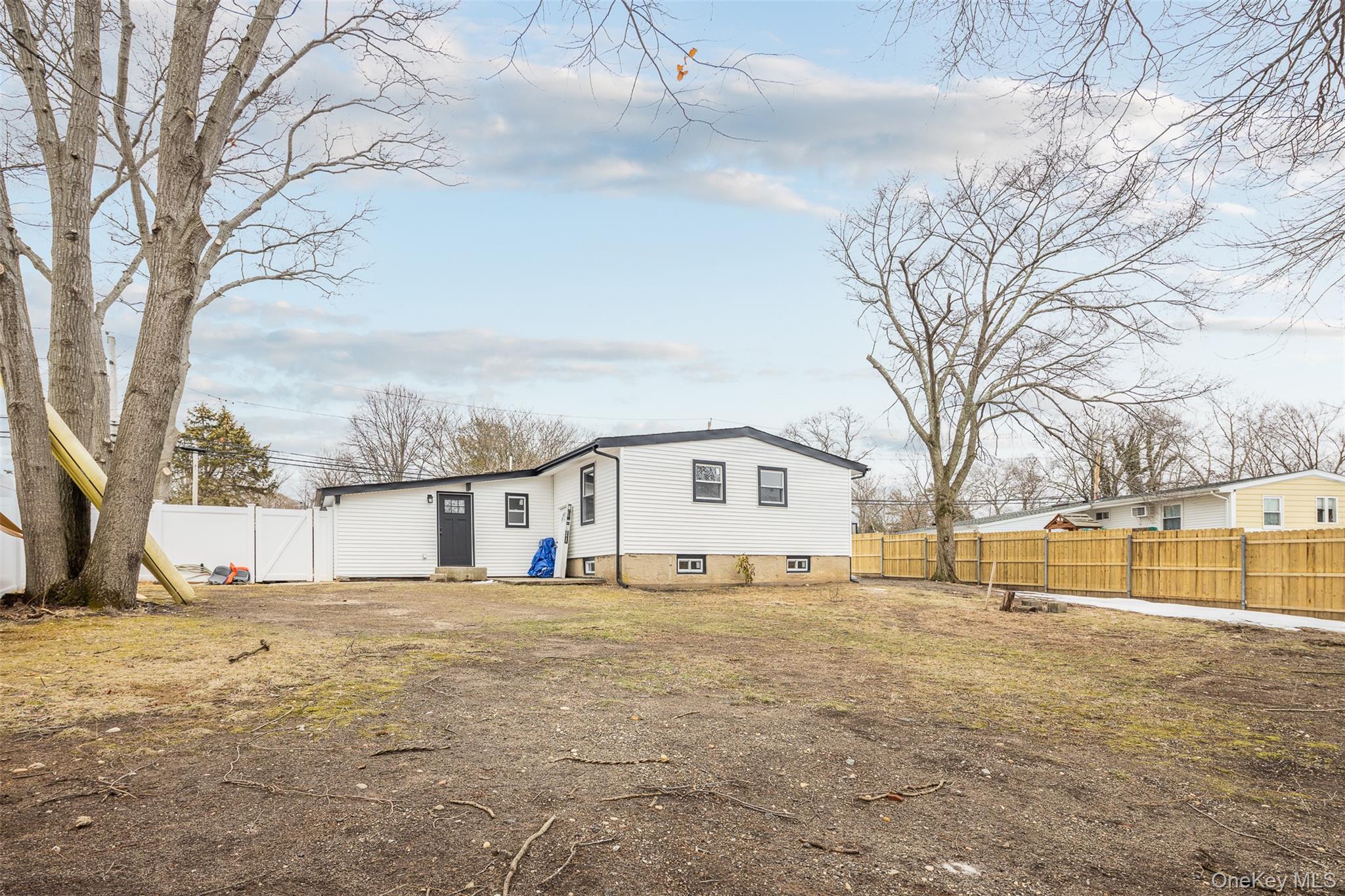 Single Family Samuel  Suffolk County, NY 11779, MLS-968955-18