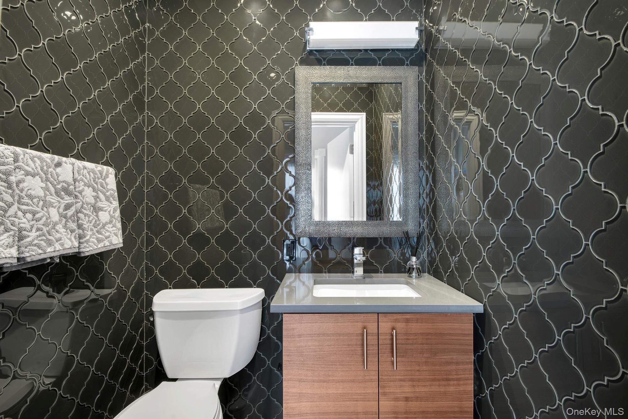 Single Family Shore  Queens, NY 11363, MLS-968964-11