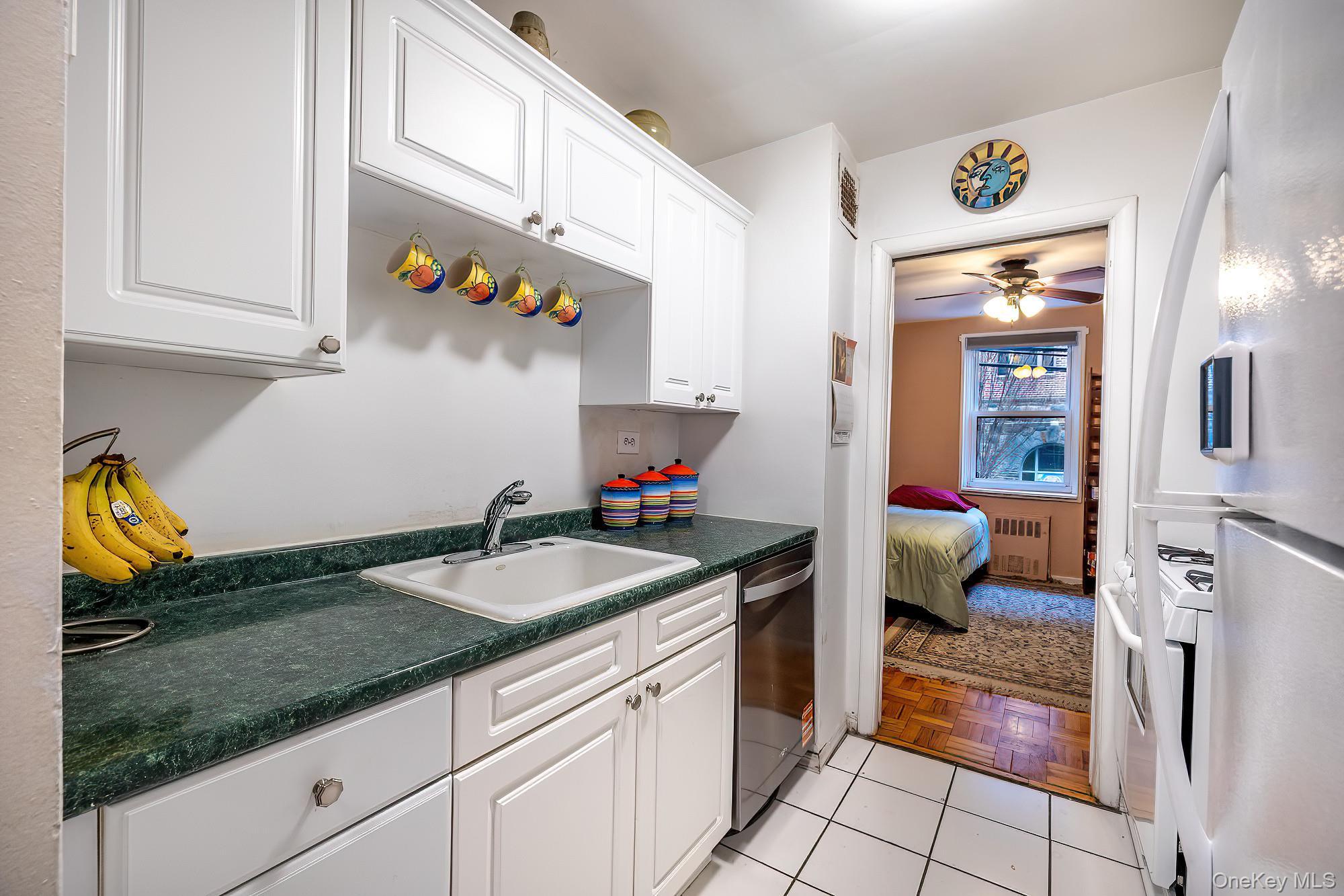 Coop 238th  Bronx, NY 10463, MLS-968977-9