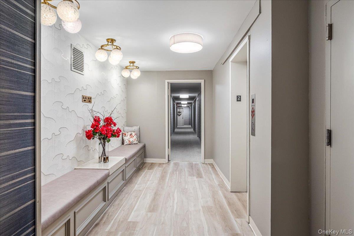 Coop Lenox  Nassau County, NY 11570, MLS-968995-3