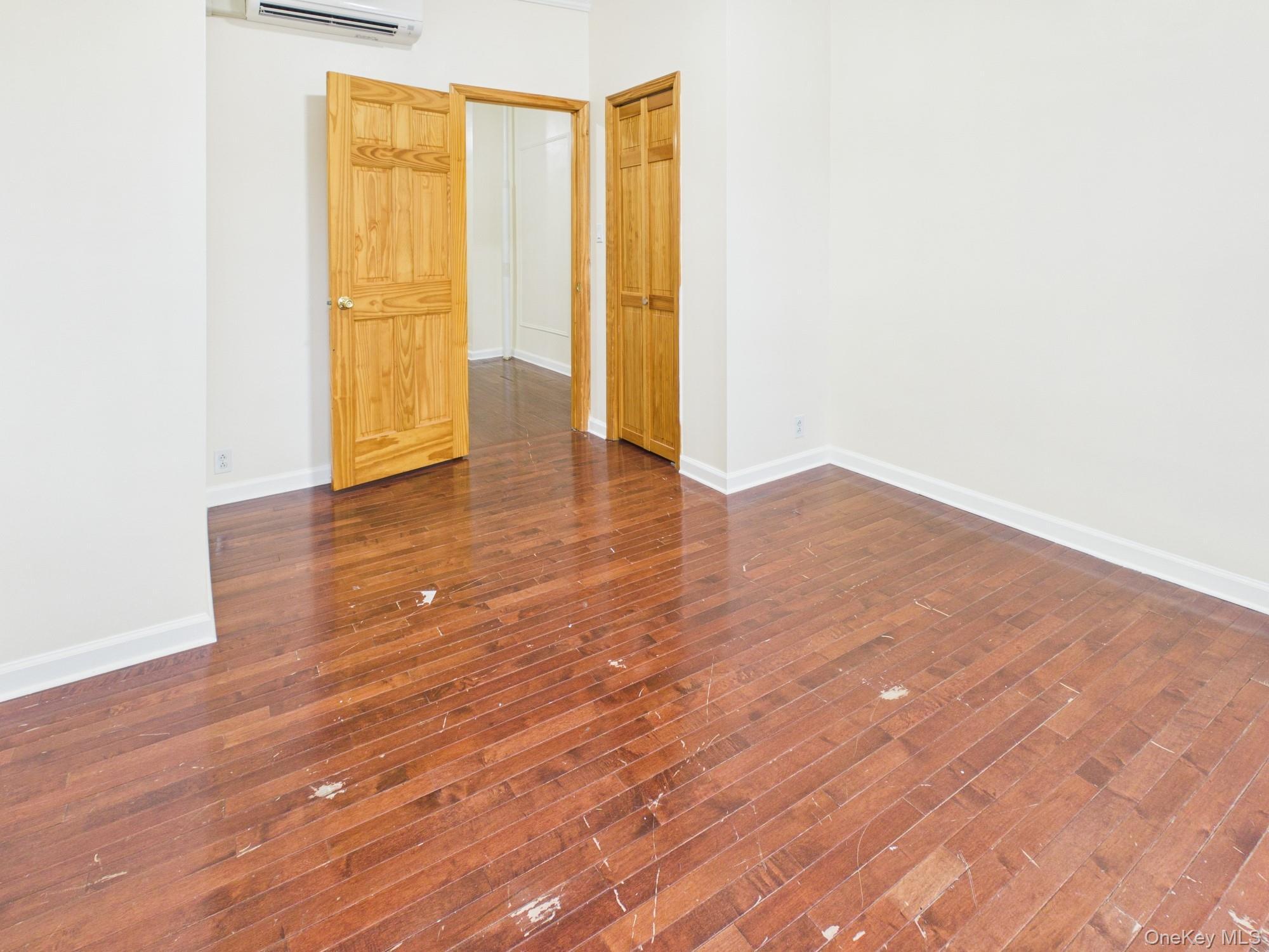 Single Family Westchester  Bronx, NY 10462, MLS-968996-14