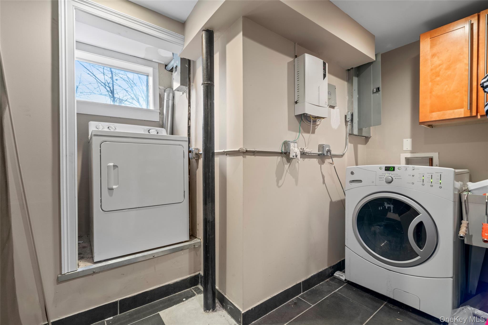 Single Family 77th  Queens, NY 11379, MLS-969011-14