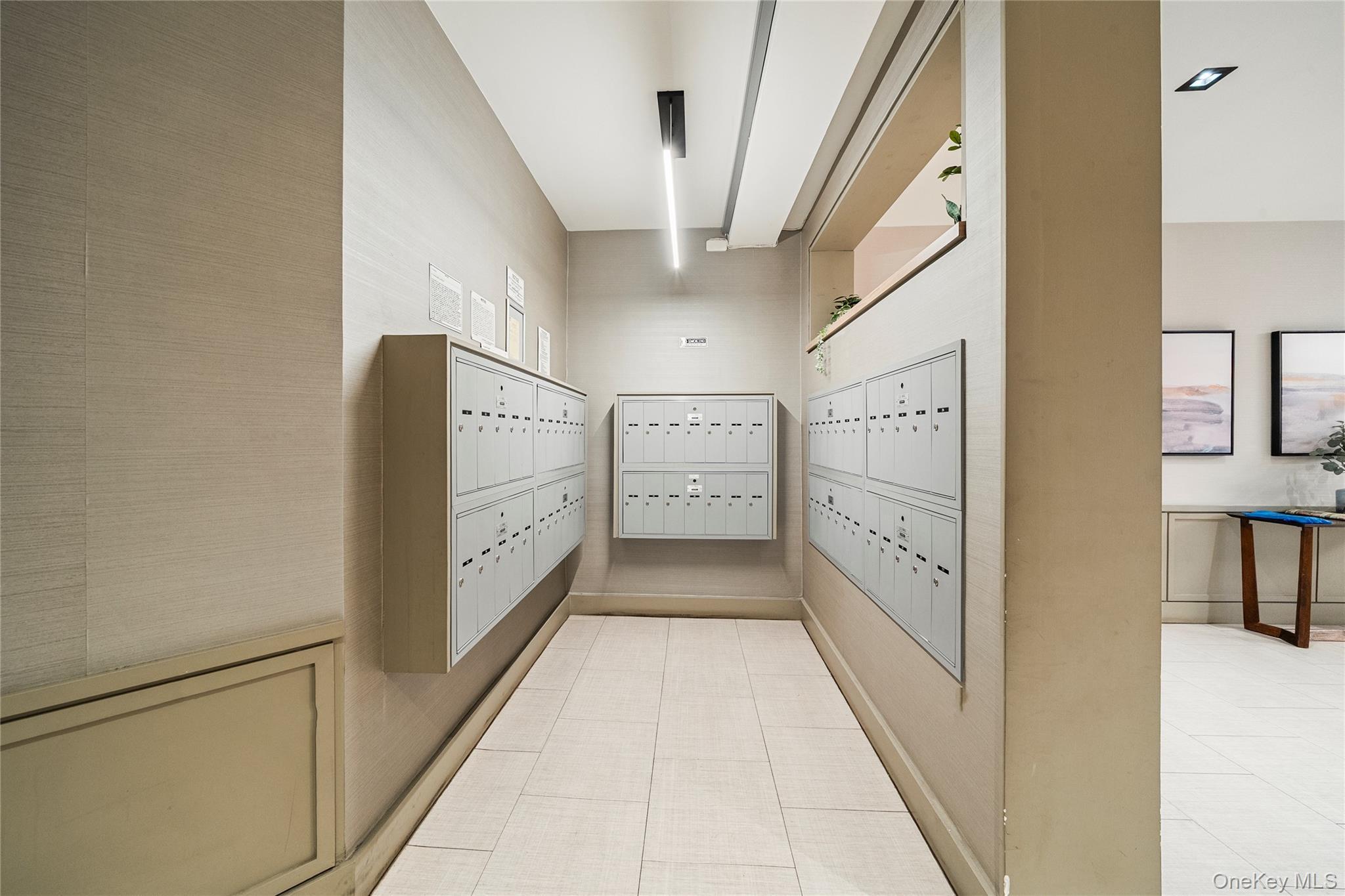 Coop Clyde  Queens, NY 11375, MLS-969014-24