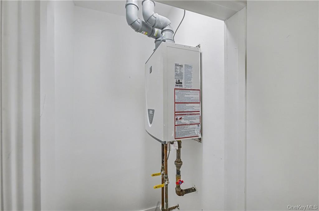 Single Family Lyme  Brooklyn, NY 11224, MLS-969018-26