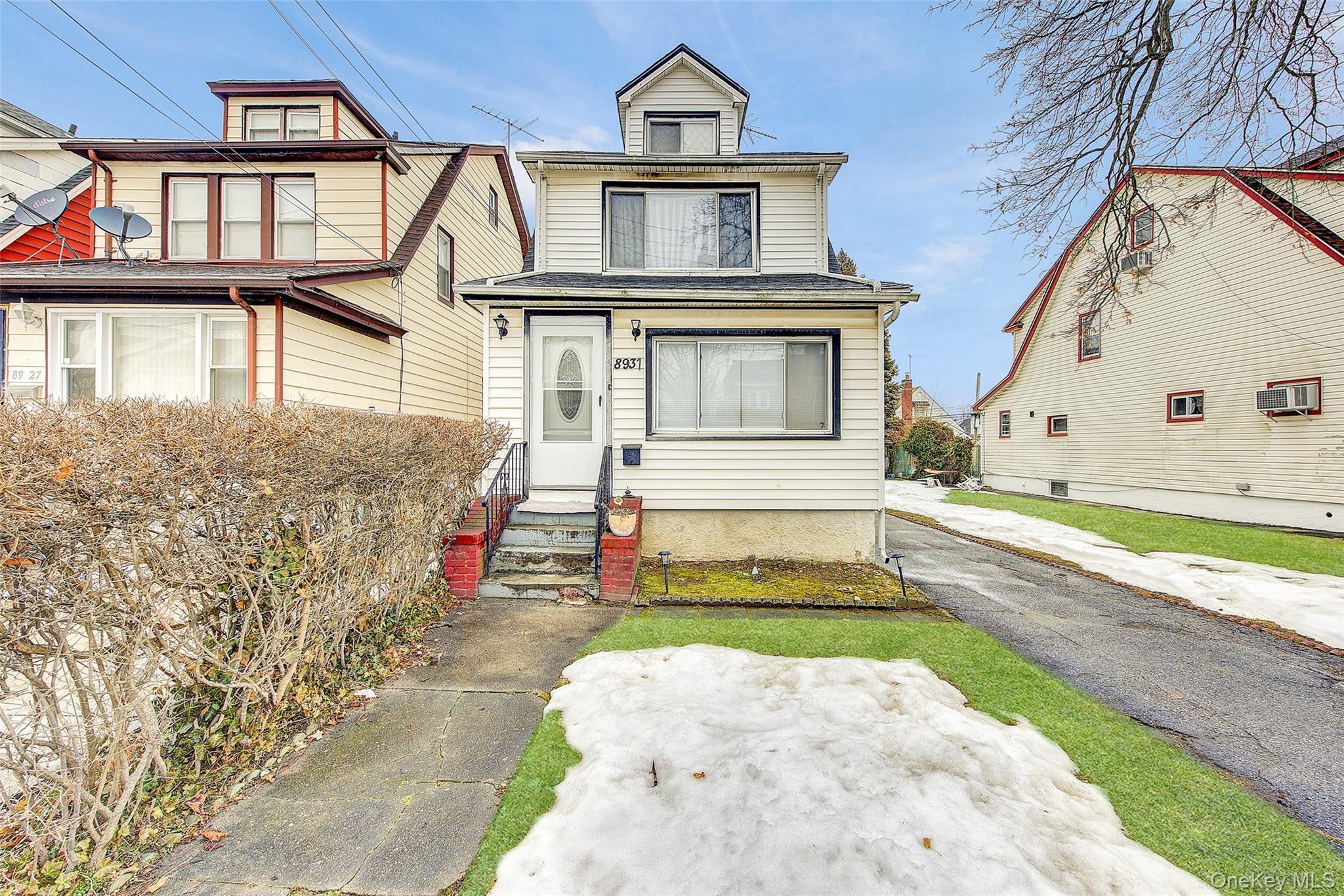 Single Family 220th  Queens, NY 11427, MLS-969023-2