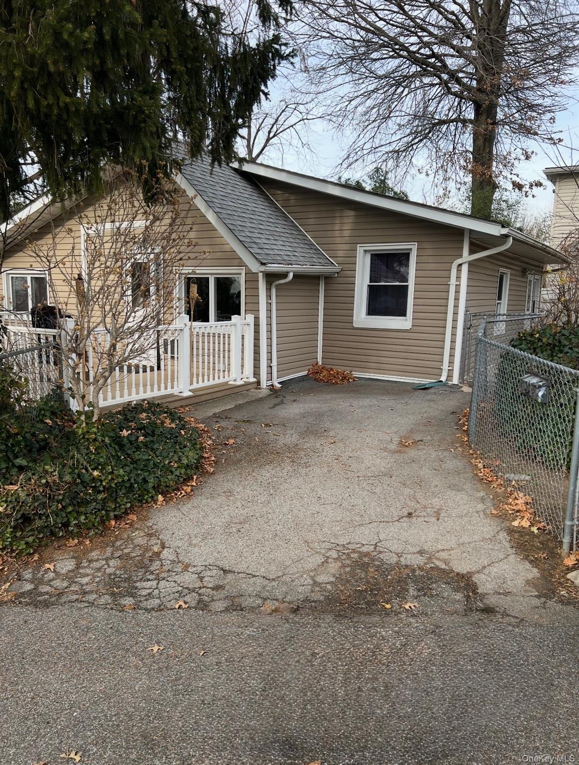 Single Family Harding  Bronx, NY 10473, MLS-969037-2