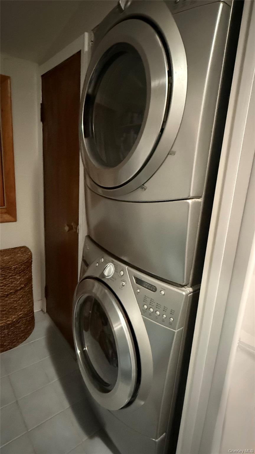 Single Family Harding  Bronx, NY 10473, MLS-969037-9