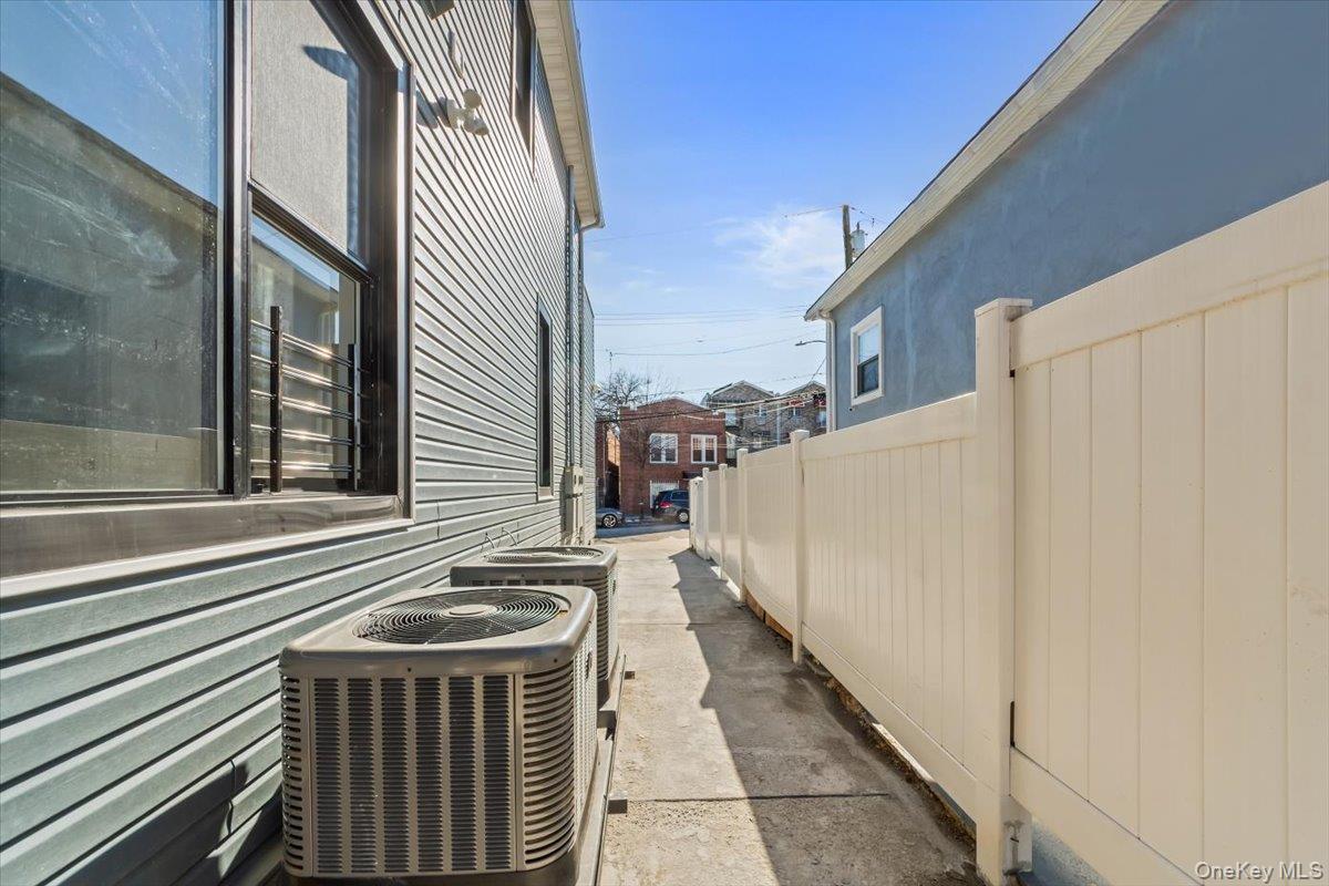Single Family Tilden  Bronx, NY 10469, MLS-969047-20