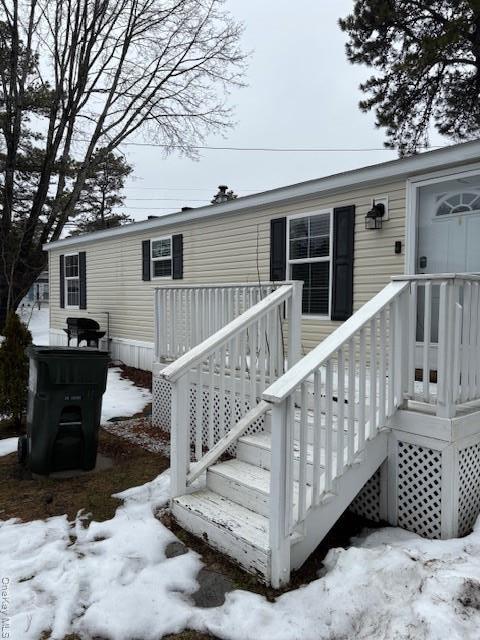 Single Family Ash St  Suffolk County, NY 11901, MLS-969099-2