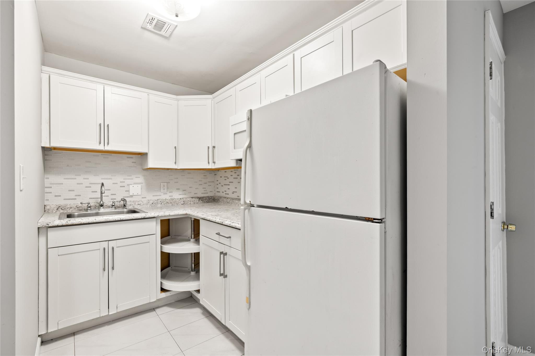 Condo Kennedy  Rockland County, NY 10977, MLS-969100-22