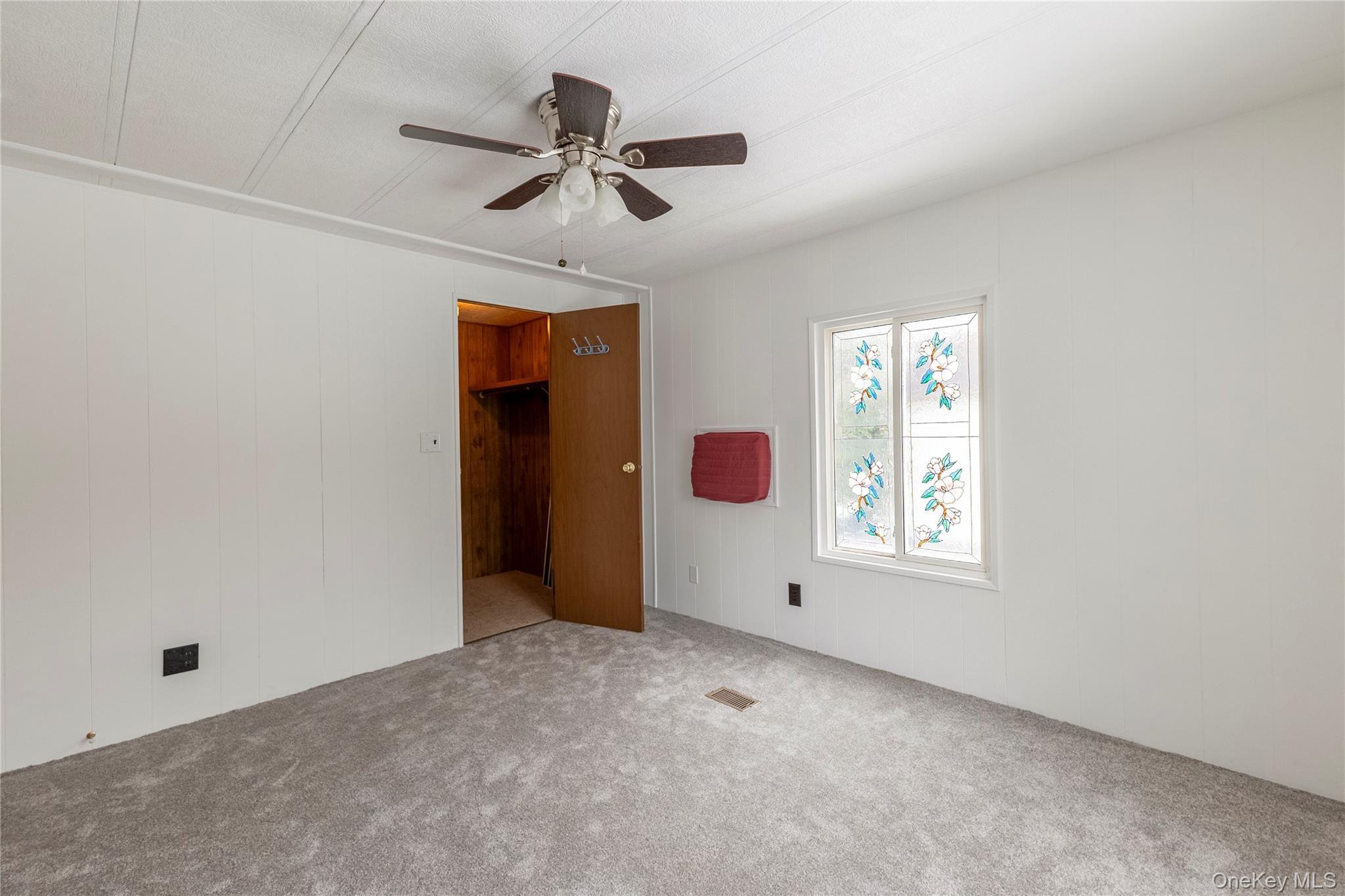 Single Family Riverleigh  Suffolk County, NY 11901, MLS-969103-10