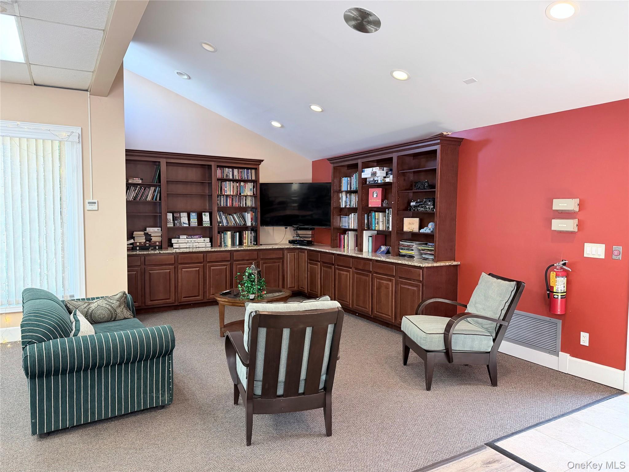 Single Family Riverleigh  Suffolk County, NY 11901, MLS-969103-25