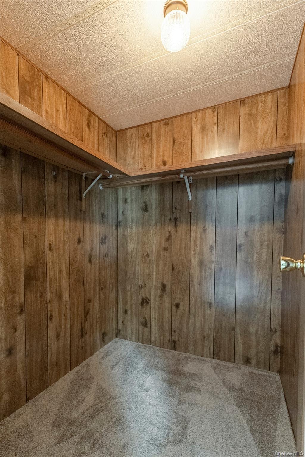 Single Family Riverleigh  Suffolk County, NY 11901, MLS-969103-9