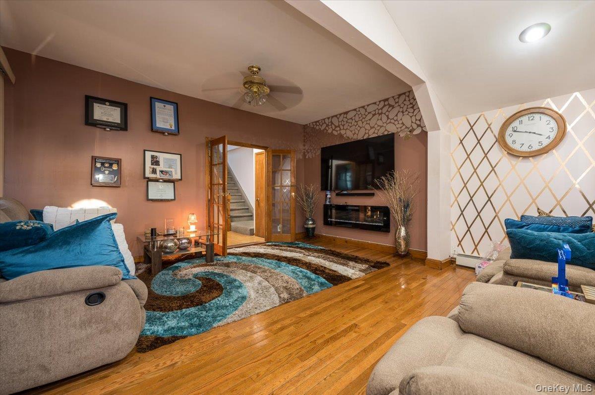 Single Family Oakley  Nassau County, NY 11003, MLS-969107-3