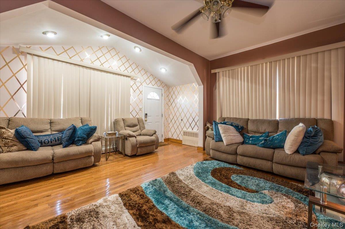 Single Family Oakley  Nassau County, NY 11003, MLS-969107-4