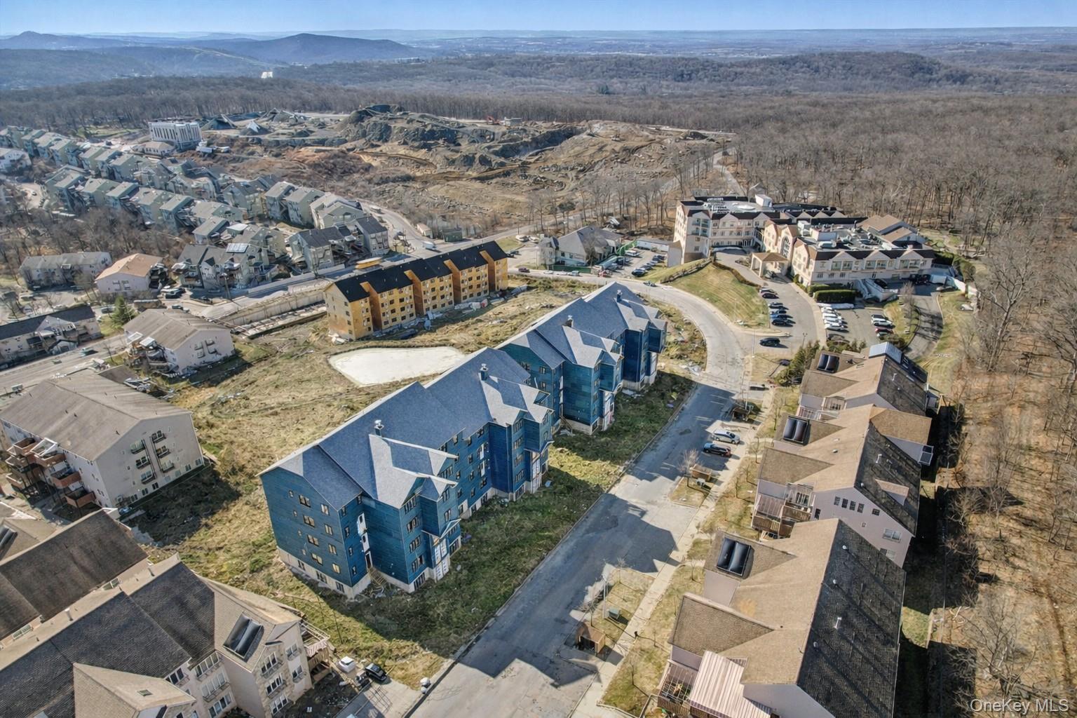 Condo Chevron Orange County, NY 10950, MLS-969141-5