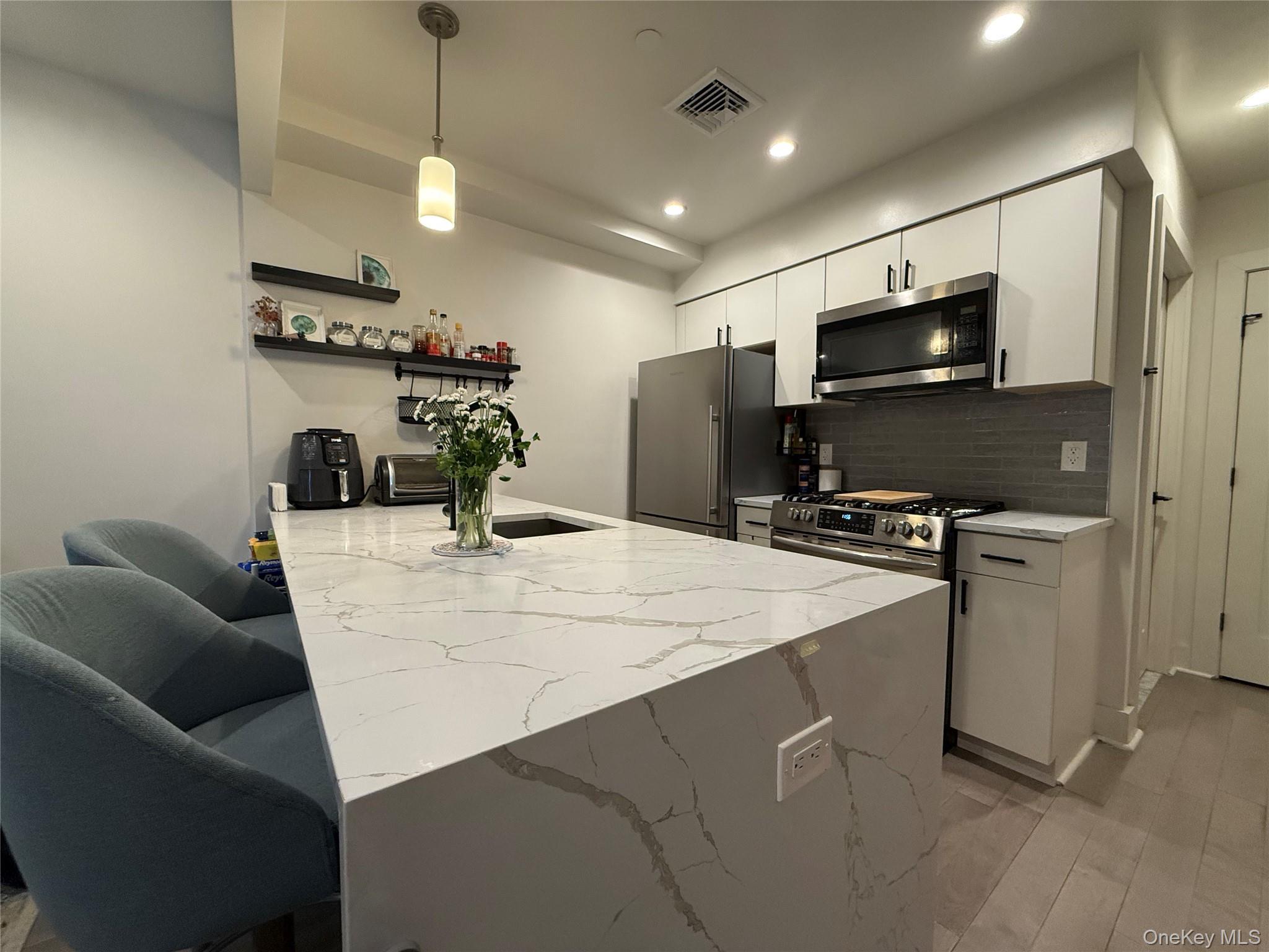 Condo 29th  Queens, NY 11106, MLS-969145-4