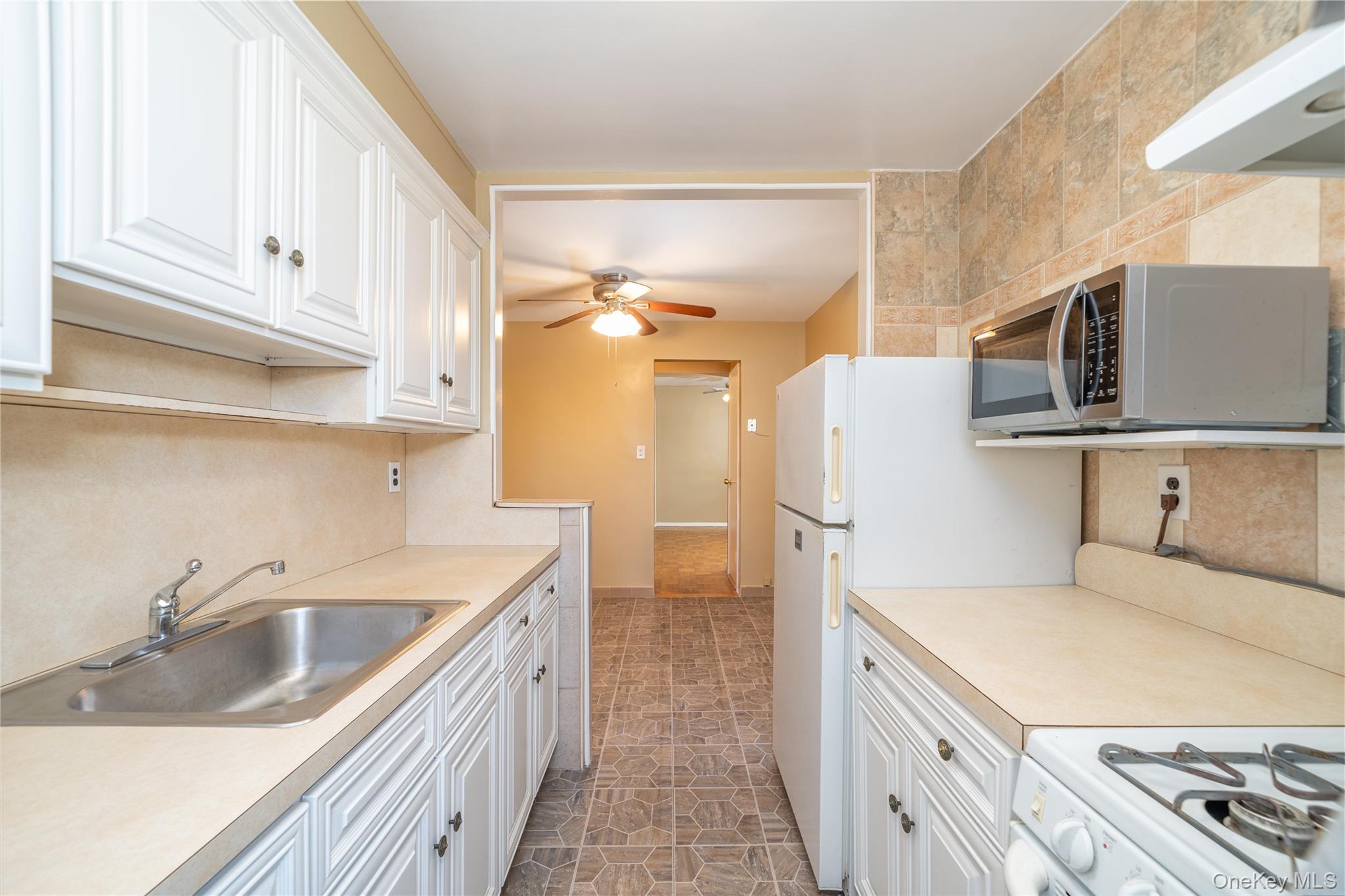 Coop Vireo  Bronx, NY 10470, MLS-969150-5