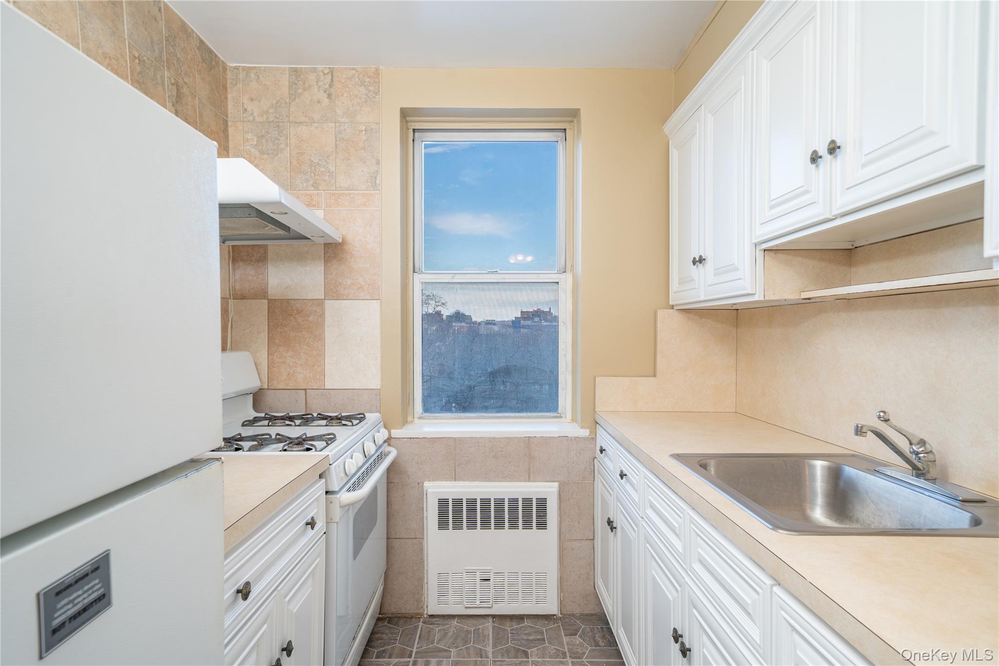 Coop Vireo  Bronx, NY 10470, MLS-969150-7