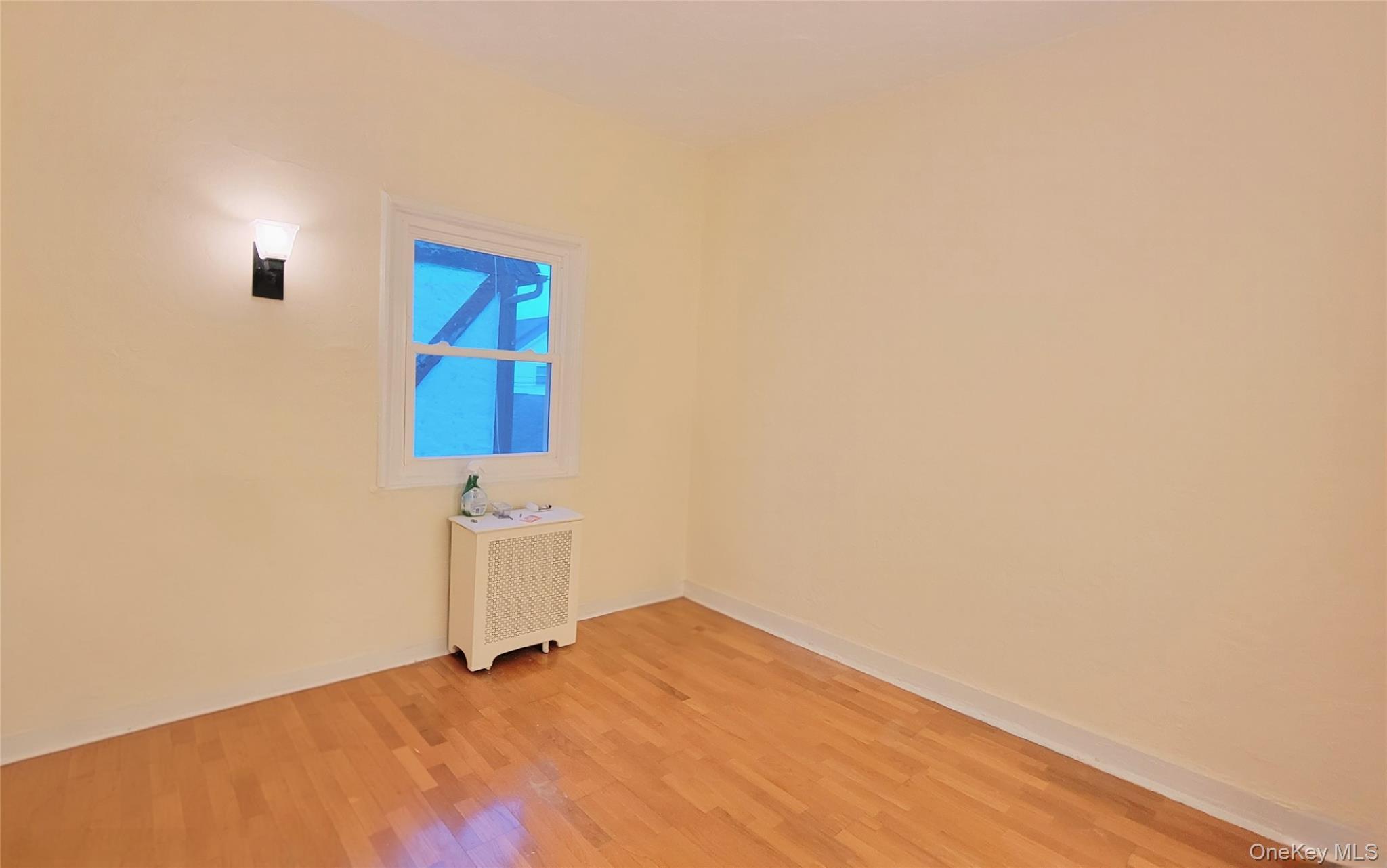 Single Family Bell Queens, NY 11360, MLS-969156-18