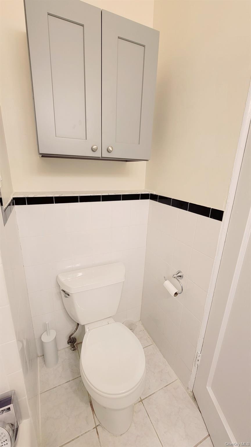 Single Family Bell Queens, NY 11360, MLS-969156-22