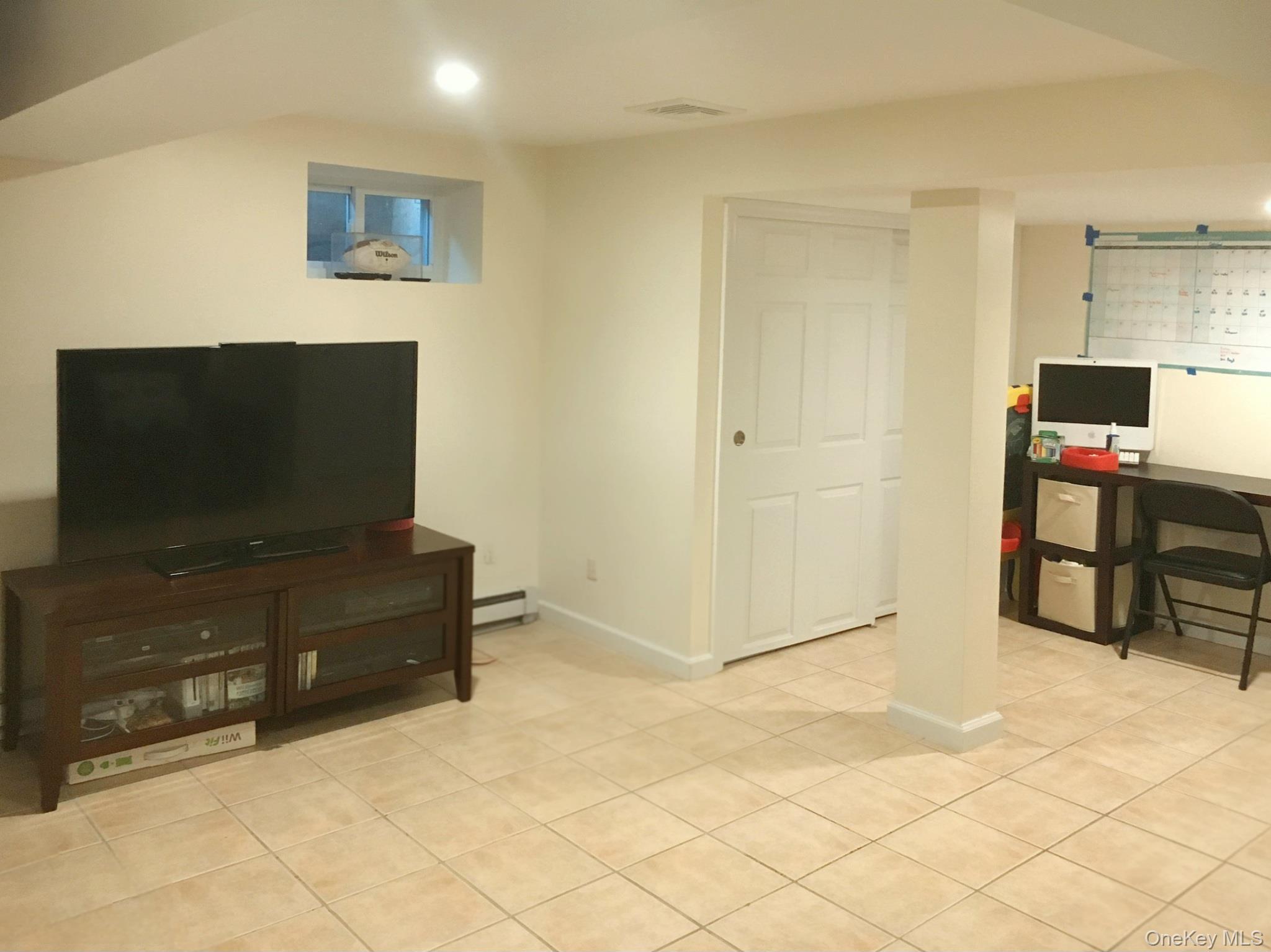 Single Family Bell Queens, NY 11360, MLS-969156-25