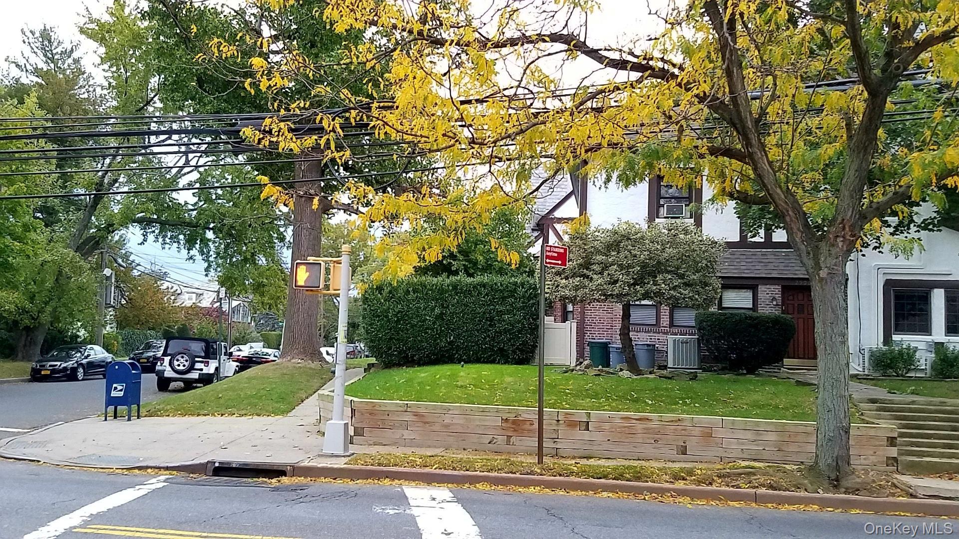 Single Family Bell Queens, NY 11360, MLS-969156-28