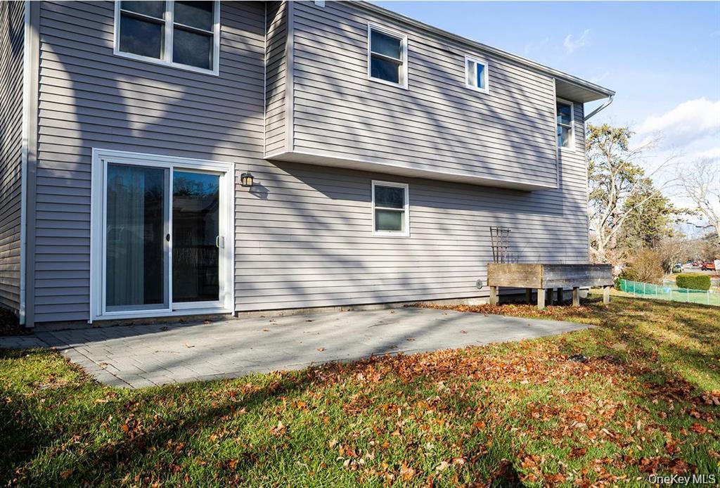 Single Family Hauppauge  Suffolk County, NY 11788, MLS-969159-23