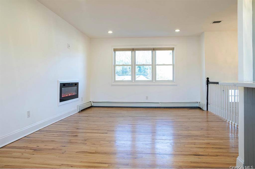 Single Family Hauppauge  Suffolk County, NY 11788, MLS-969159-8