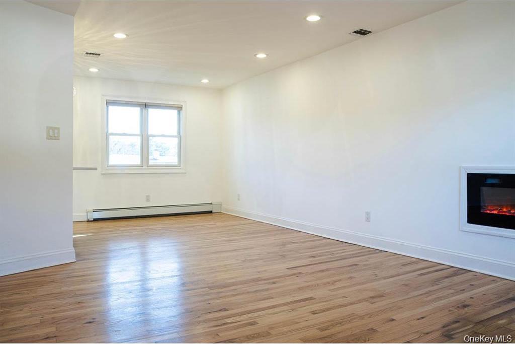 Single Family Hauppauge  Suffolk County, NY 11788, MLS-969159-9