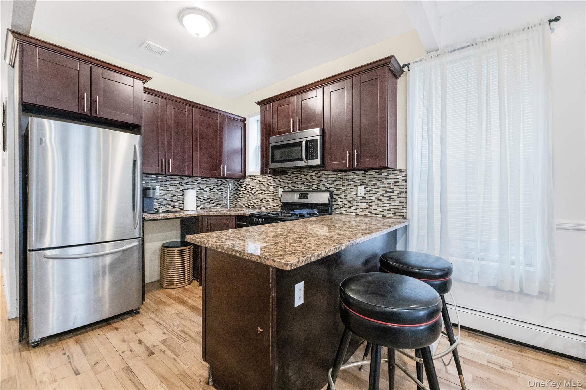 Single Family Faile  Bronx, NY 10474, MLS-969174-22