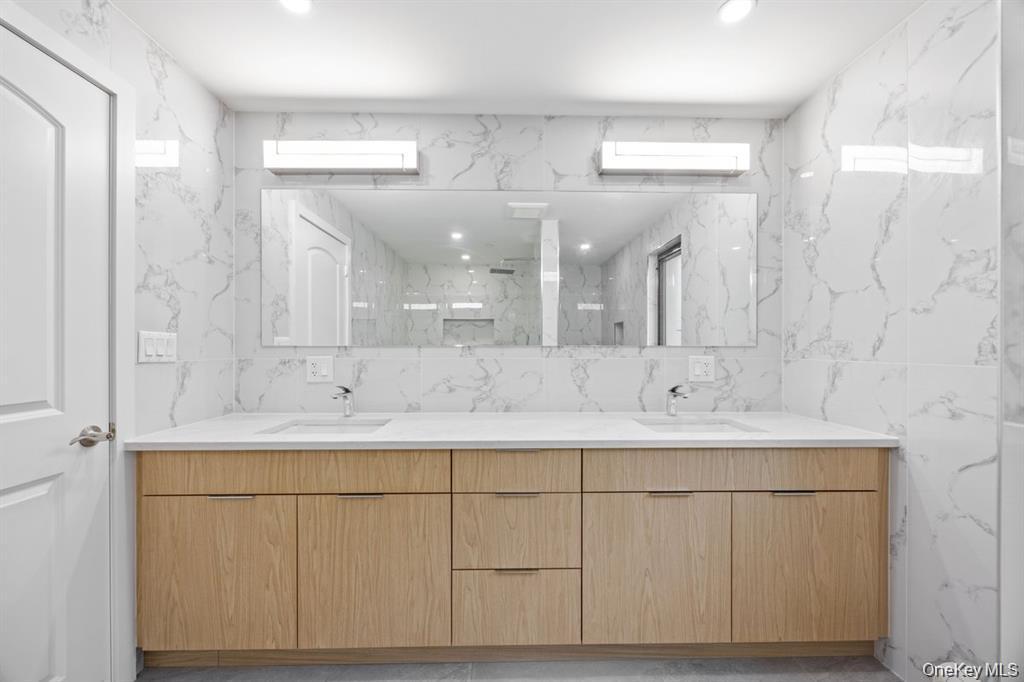 Single Family 213th  Queens, NY 11361, MLS-969183-21