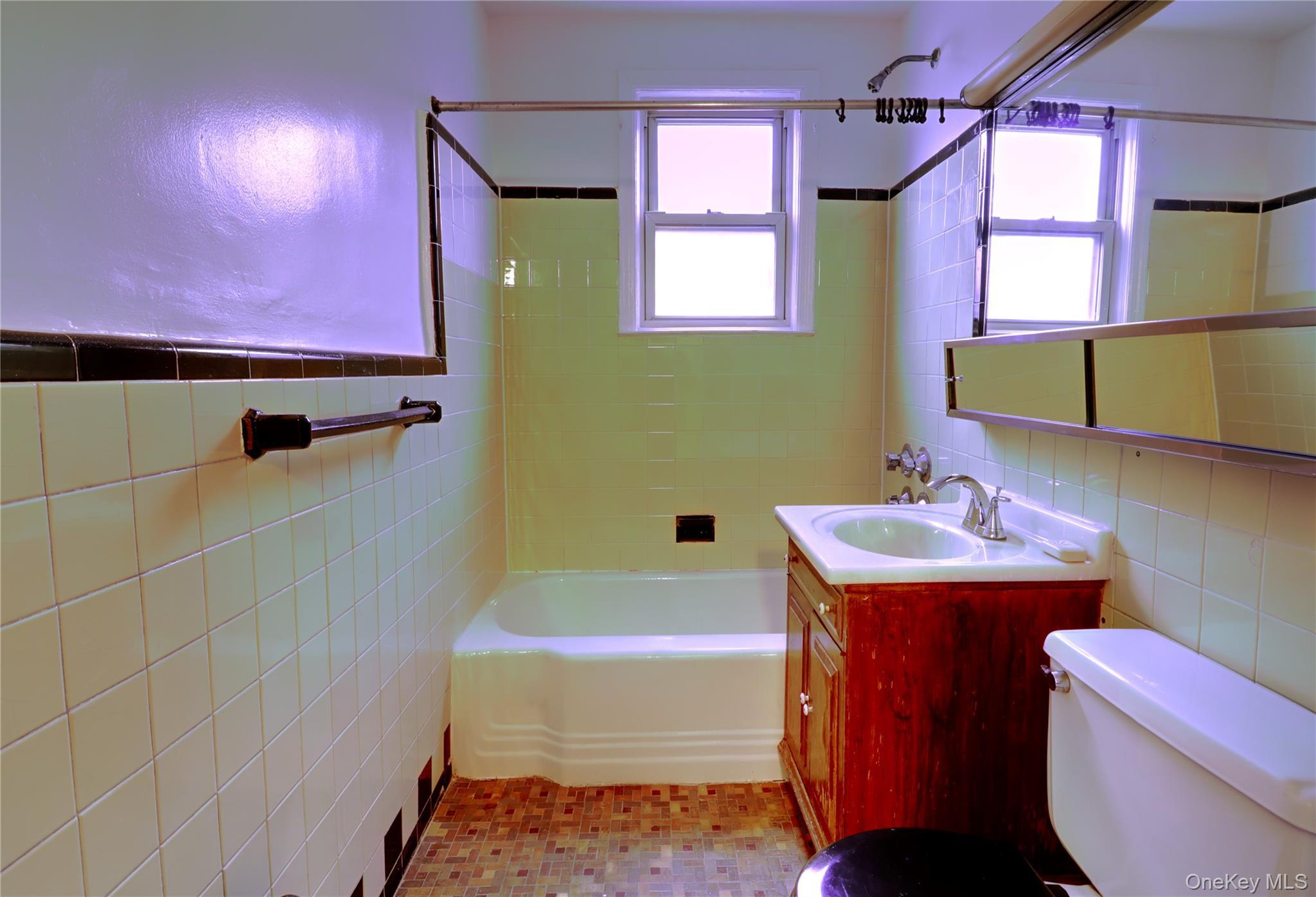 Single Family 172nd  Queens, NY 11358, MLS-969202-10