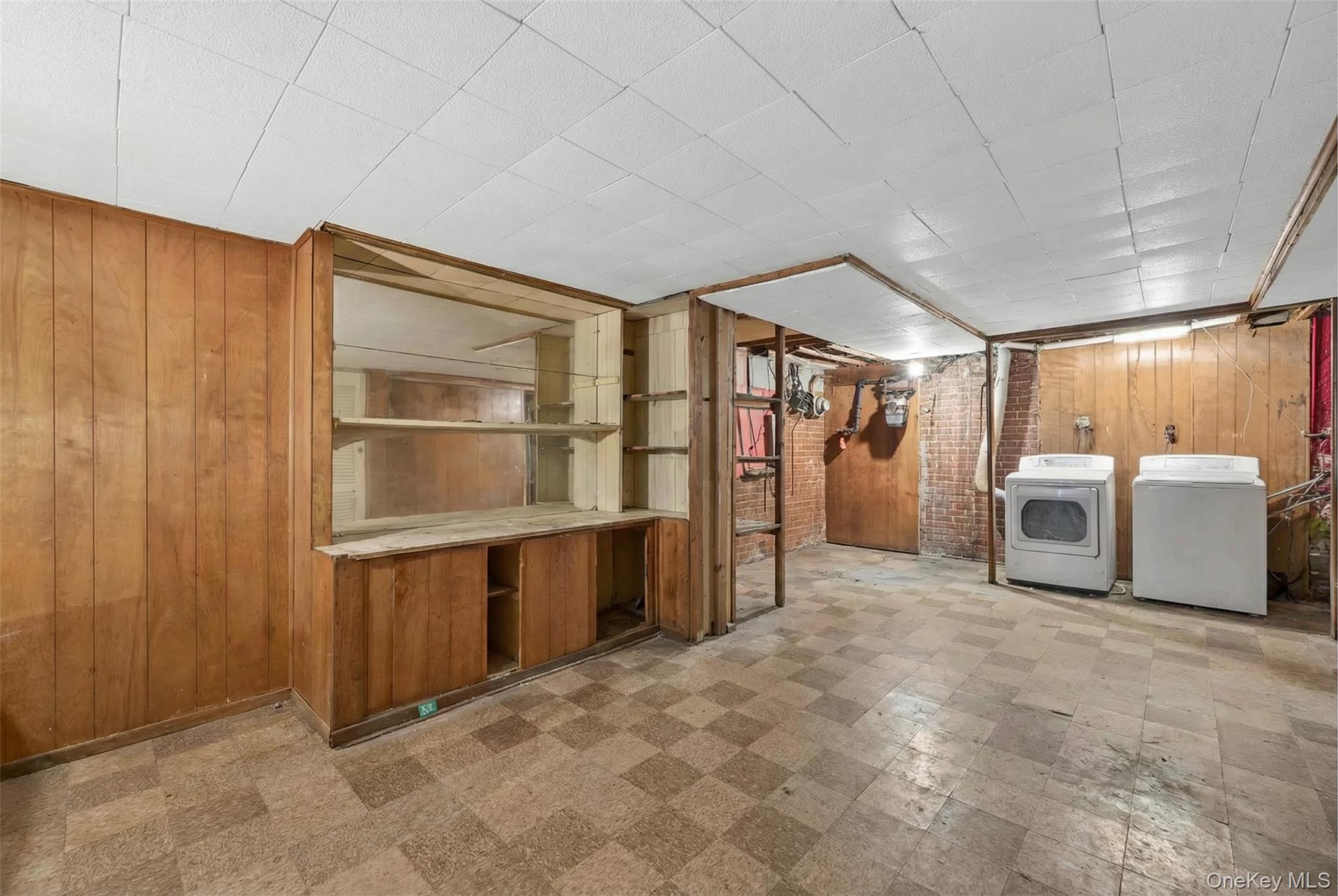 Single Family Hendrix  Brooklyn, NY 11207, MLS-969203-17