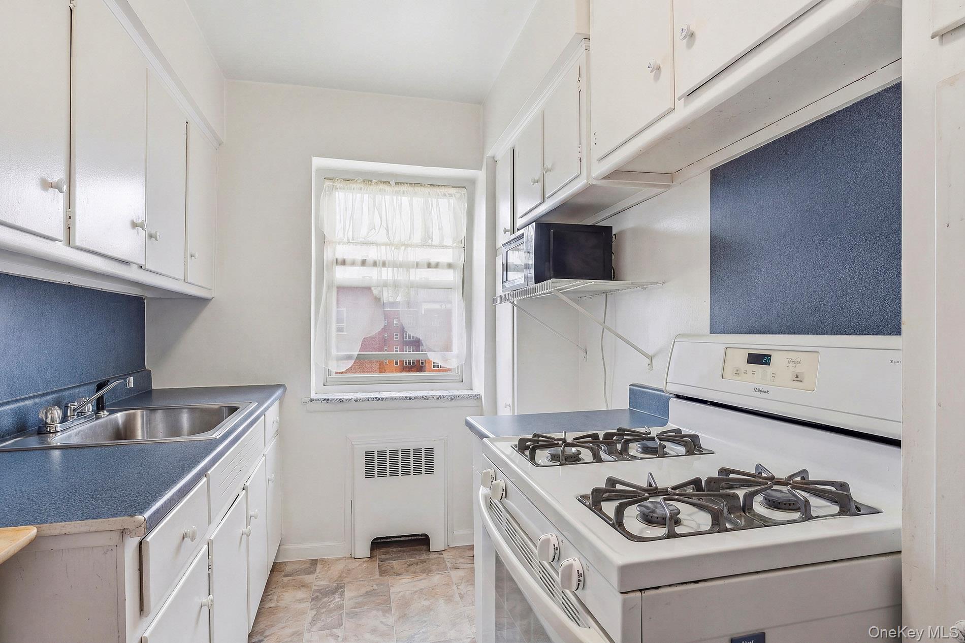 Coop Melbourne  Queens, NY 11367, MLS-969204-10