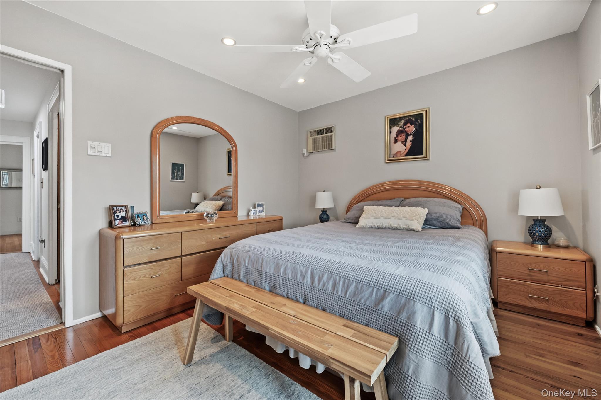 Single Family Furmanville  Queens, NY 11379, MLS-969215-22