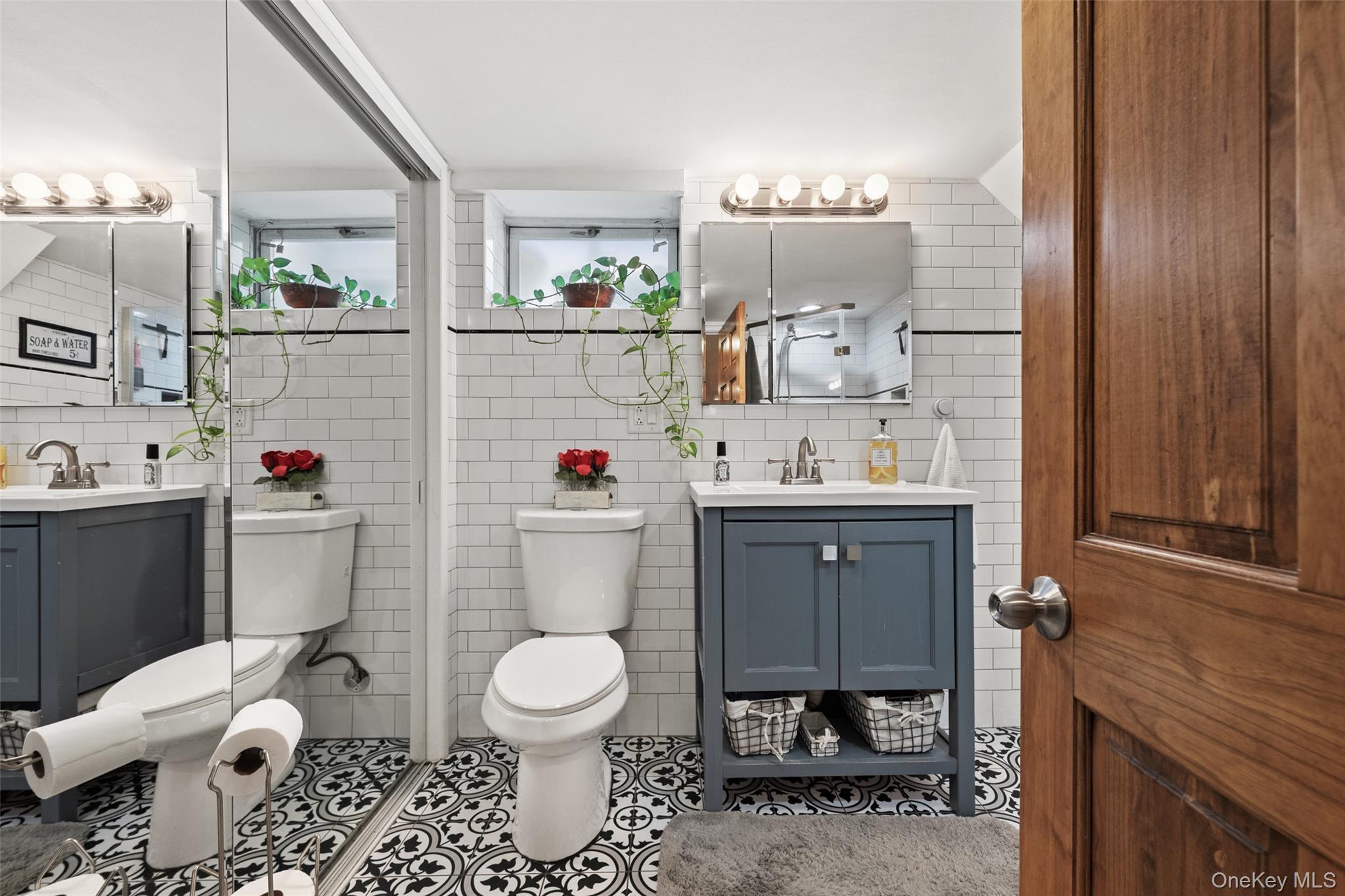 Single Family Furmanville  Queens, NY 11379, MLS-969215-26